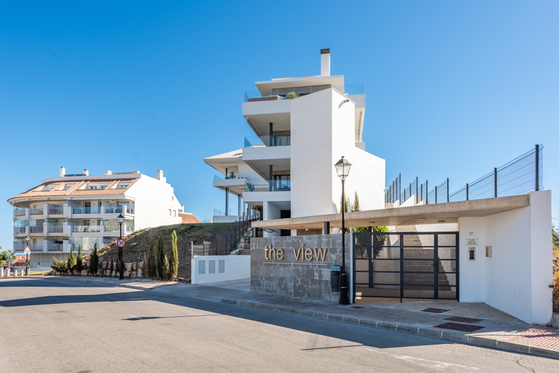 Modern Elegance with Sea and urban views over Fuengirola with turist license · Photo 20