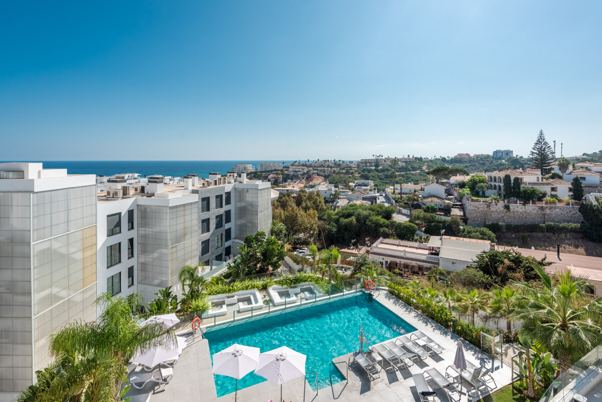 Modern Elegance with Sea and urban views over Fuengirola with turist license · Photo 24