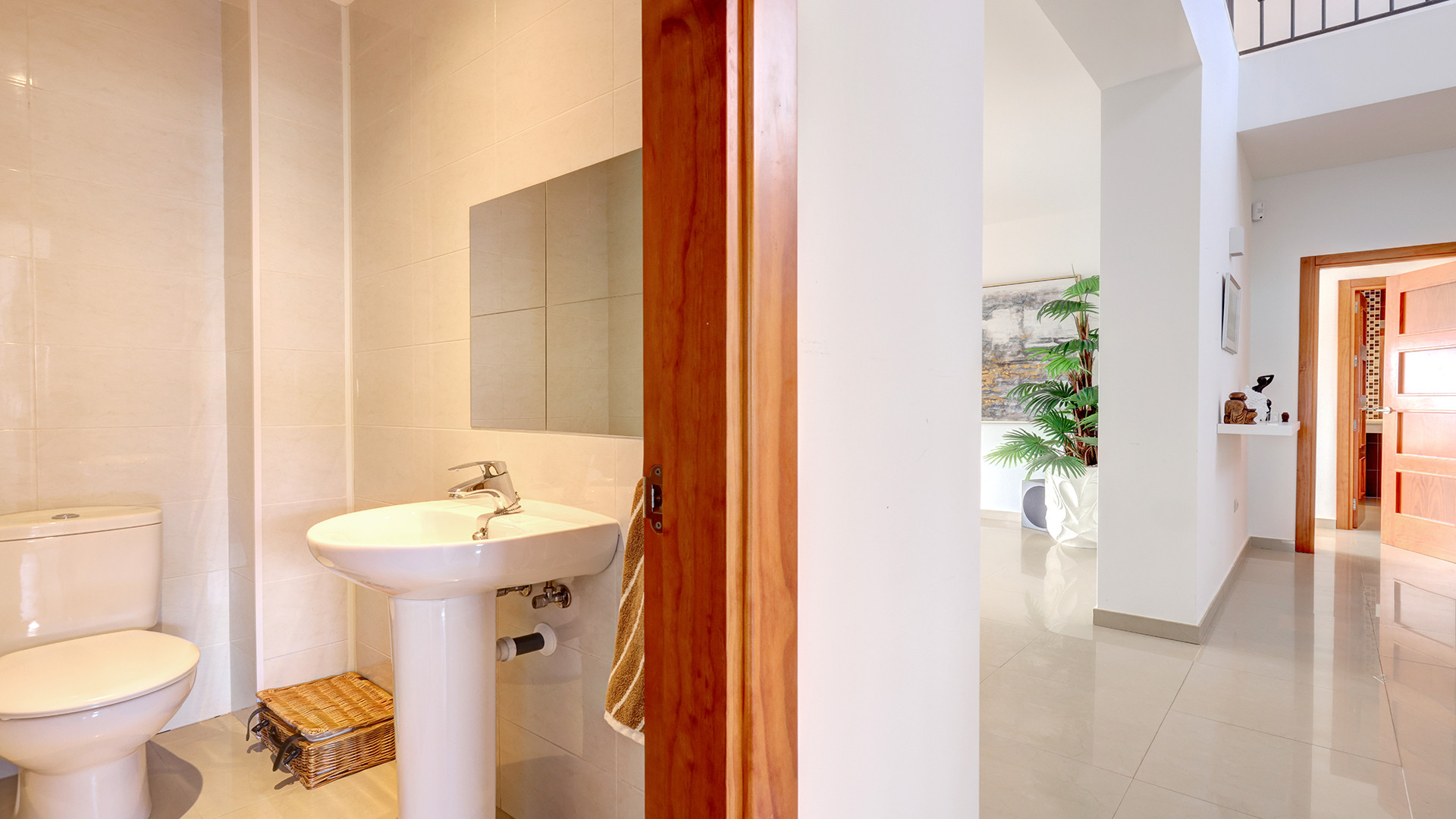 Elegant 4-Bedroom Villa with Panoramic Sea Views in La Paloma, Manilva · Photo 32