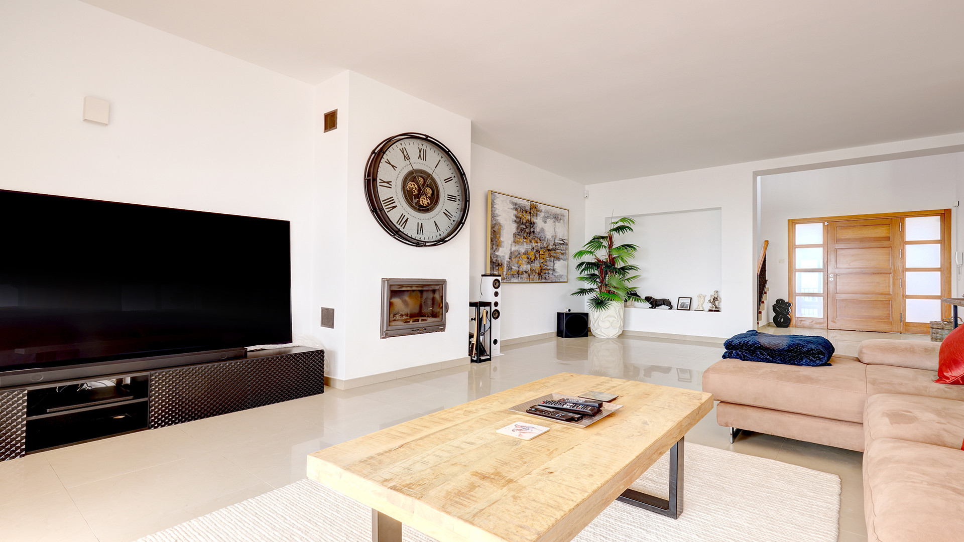 Elegant 4-Bedroom Villa with Panoramic Sea Views in La Paloma, Manilva · Photo 20
