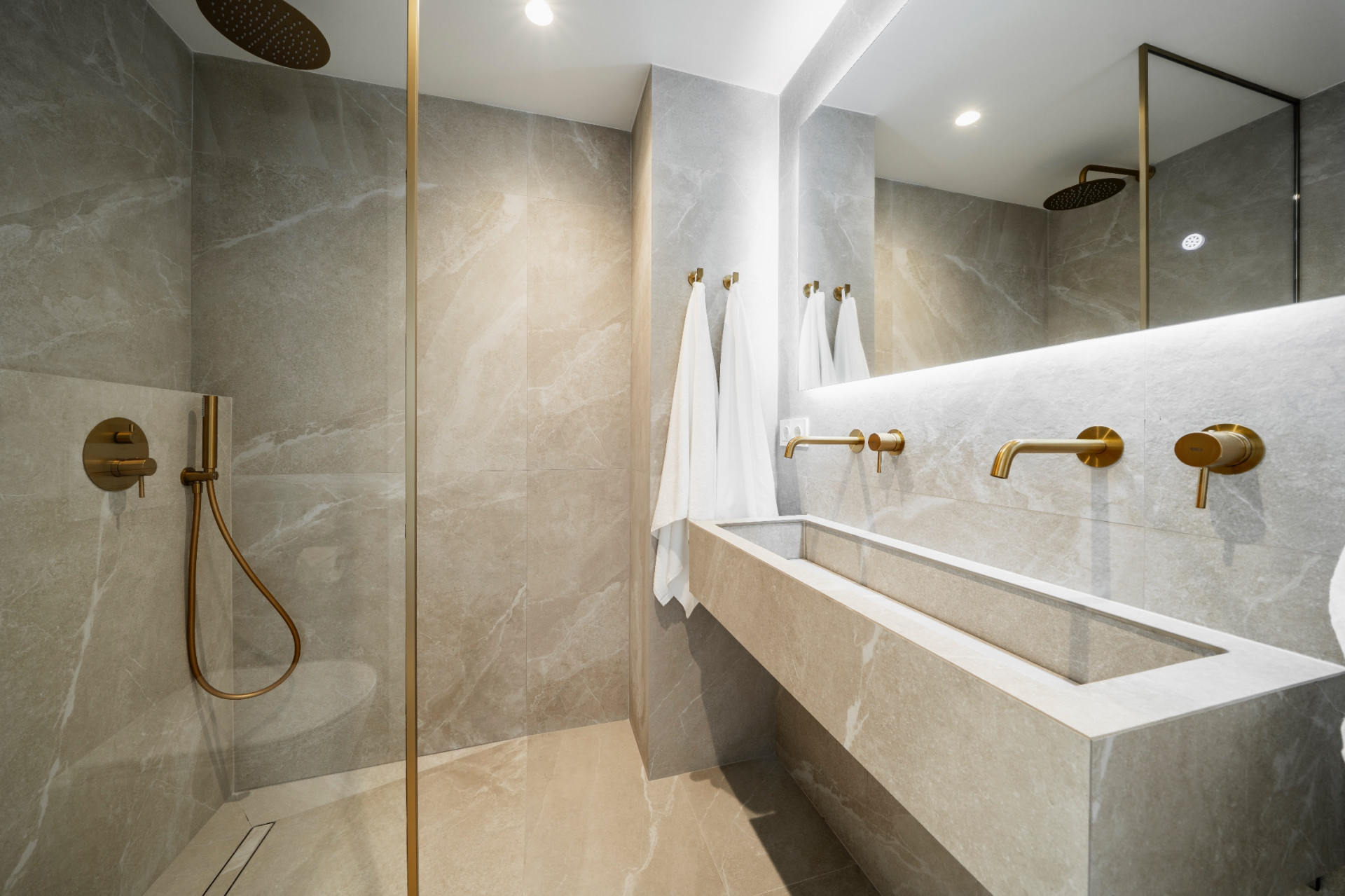 Elegant Renovated Townhouse in La Rinconada, Nueva Andalucía · Photo 36