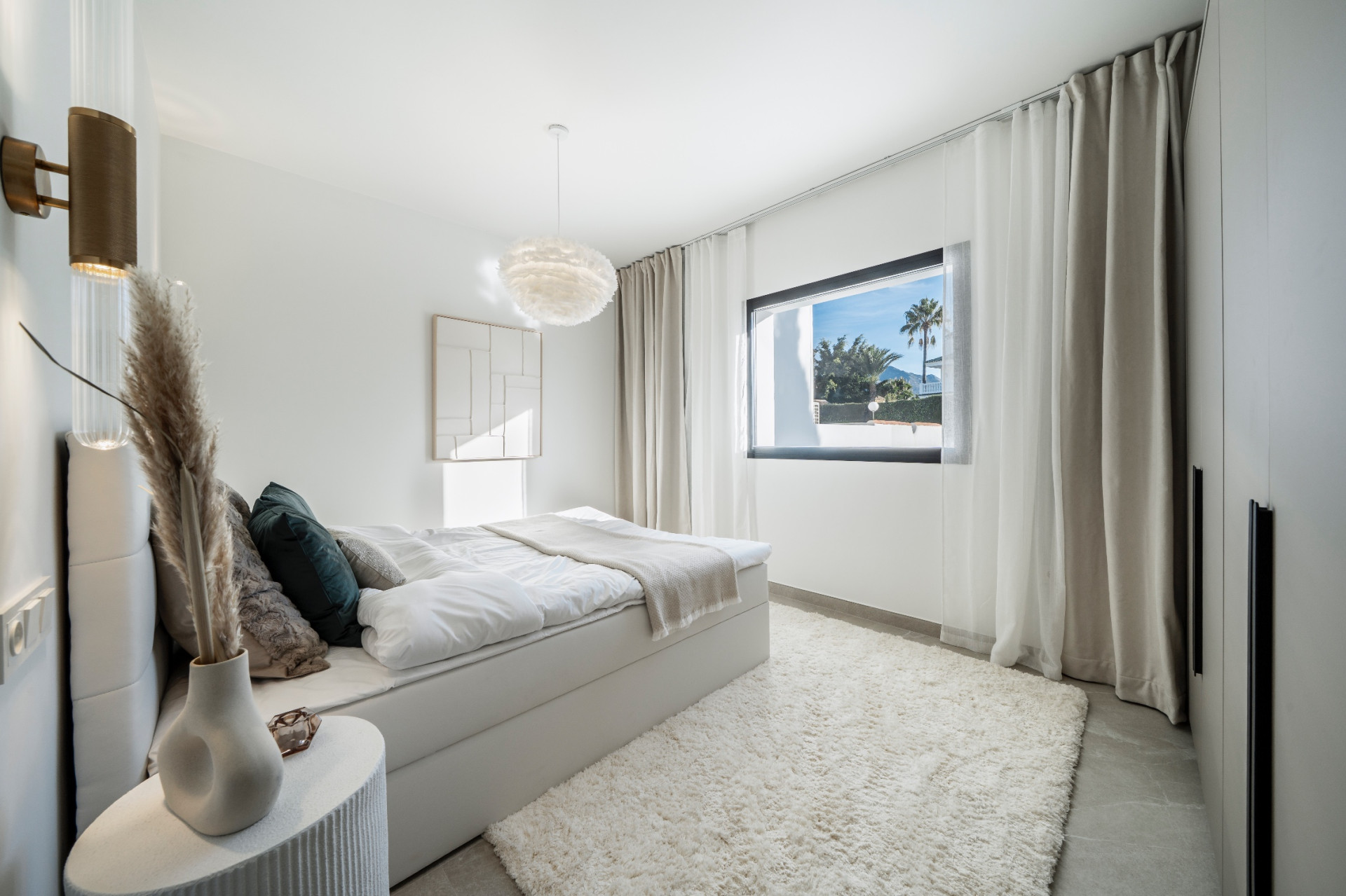 Elegant Renovated Townhouse in La Rinconada, Nueva Andalucía · Photo 18