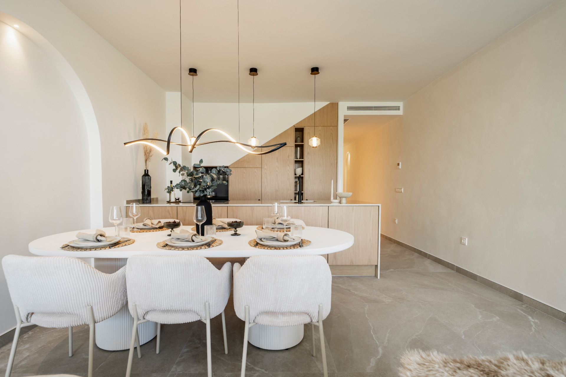 Elegant Renovated Townhouse in La Rinconada, Nueva Andalucía · Photo 11