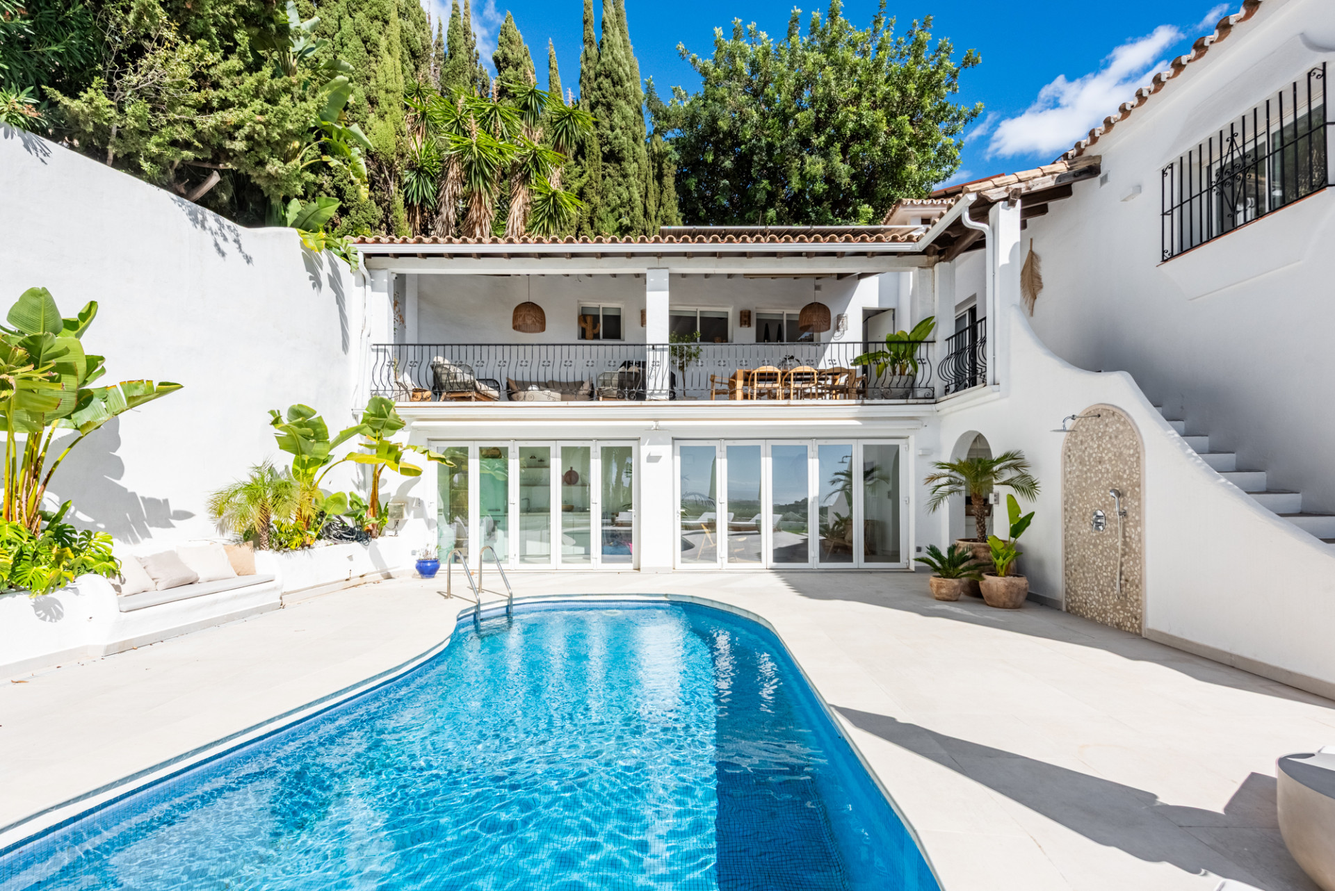 Semi-detached house with amazing viewings · Photo 31