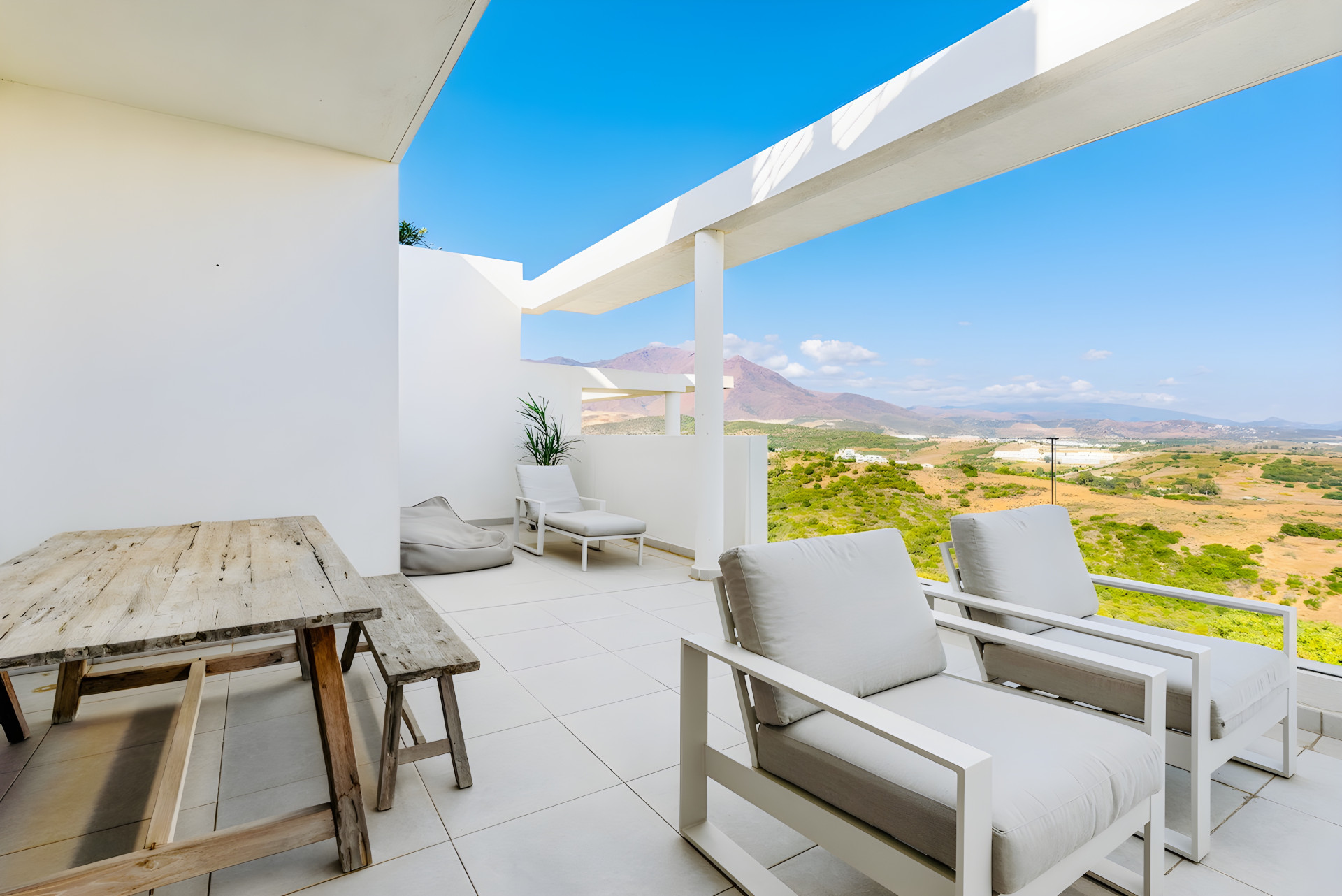 2-Bed Apartment with breathtaking views – Finca Cortesin, Costa del Sol · Photo 29