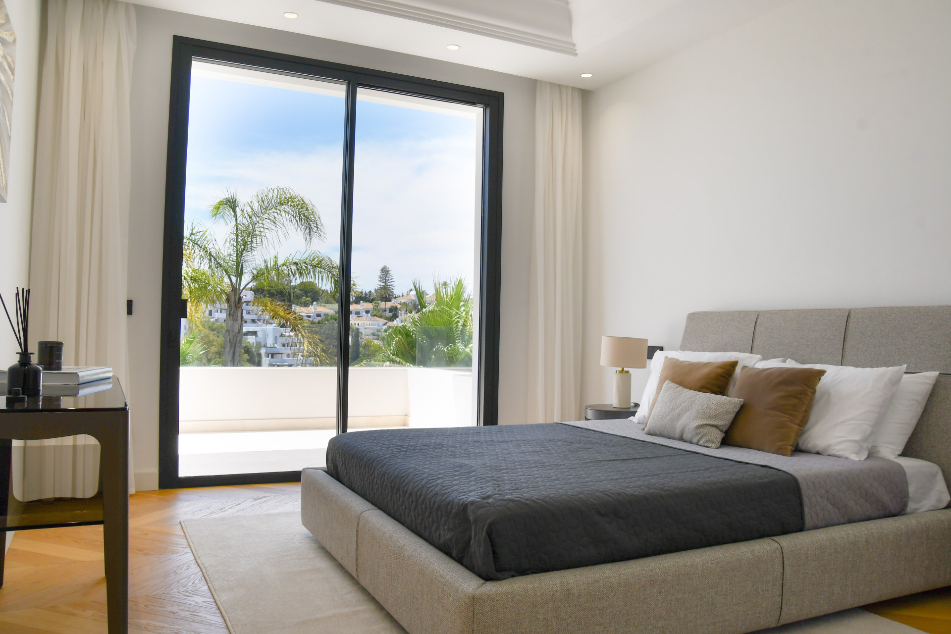 EXCLUSIVE DETACHED VILLAS IN LOMAS DE MARBELLA CLUB · Photo 13