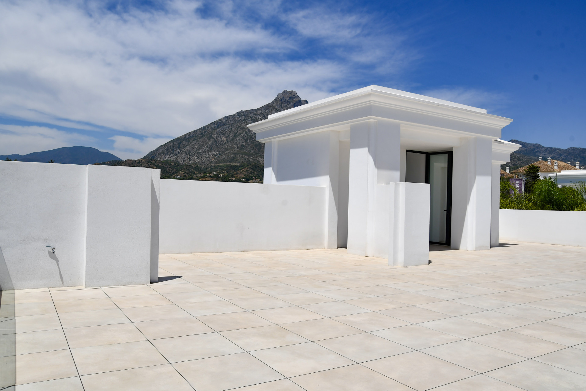 EXCLUSIVE DETACHED VILLAS IN LOMAS DE MARBELLA CLUB · Photo 18