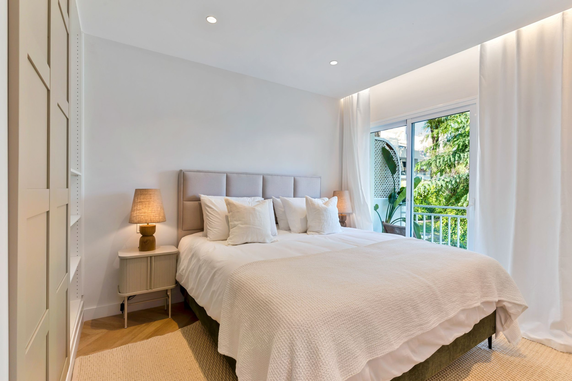 Modern Elegance in the Heart of Nagüeles · Photo 10