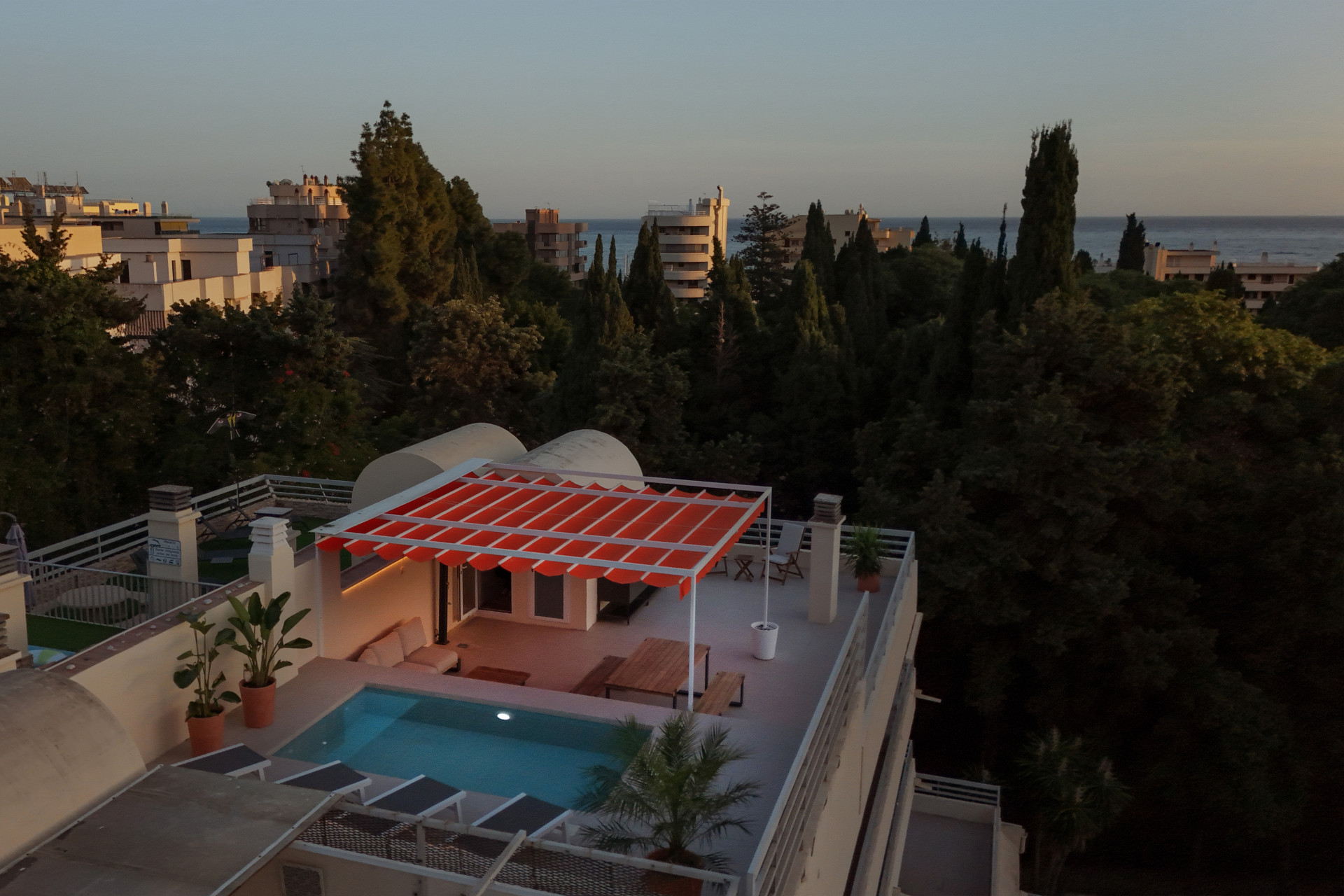 Marbella Penthouse - Private Rooftop Pool & La Concha Views · Photo 24