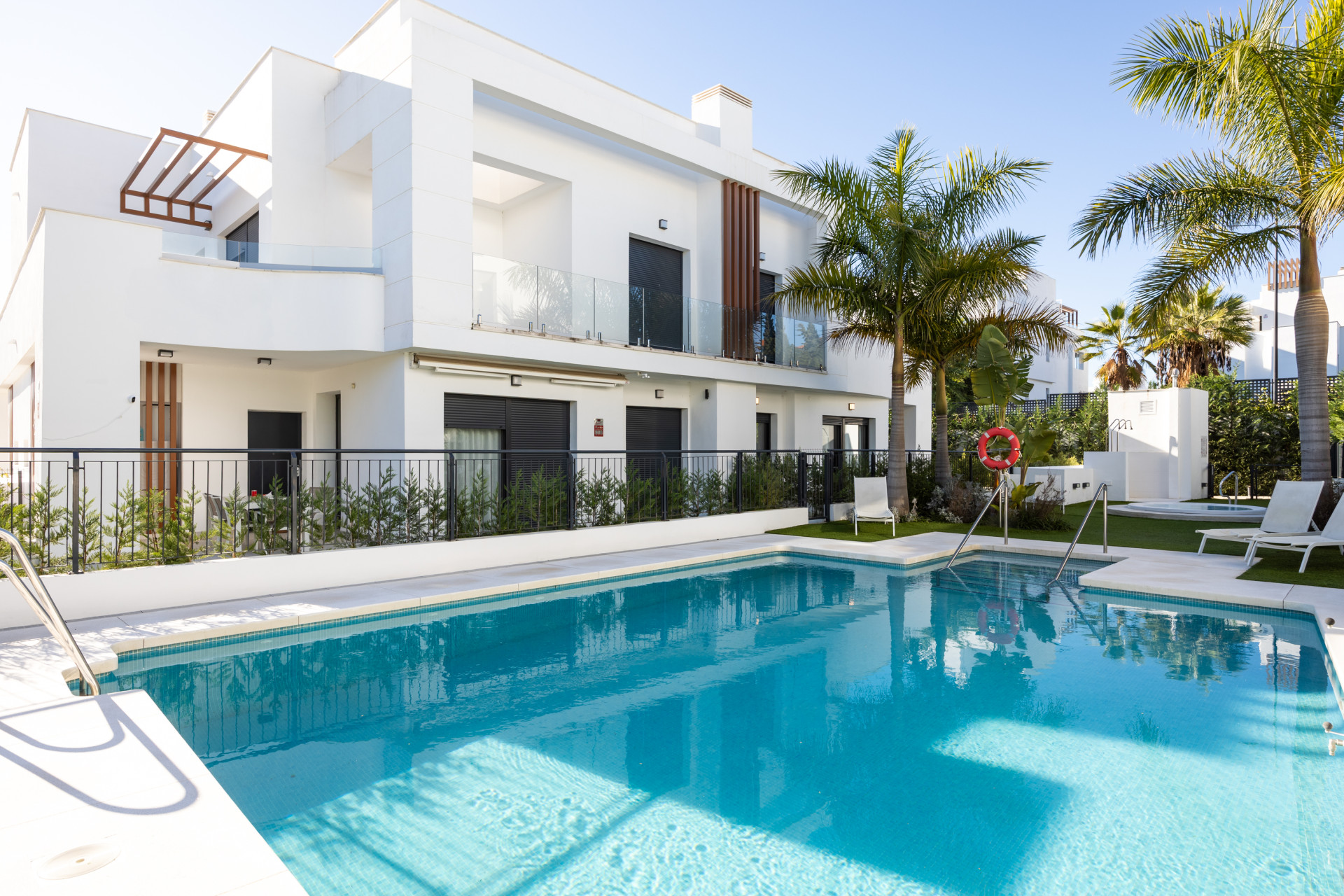 This townhouse in Los Miradores del Sol, Bel-Air Estepona · Photo 32