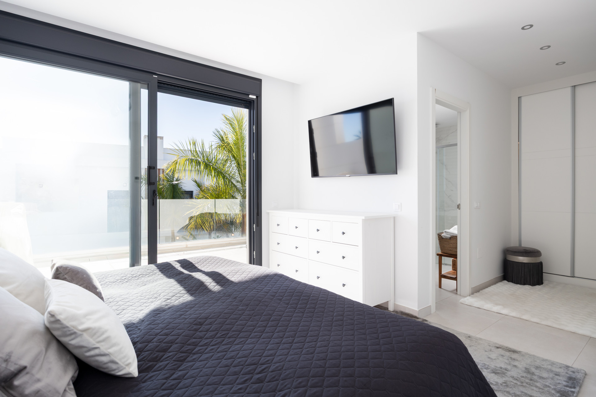 This townhouse in Los Miradores del Sol, Bel-Air Estepona · Photo 11