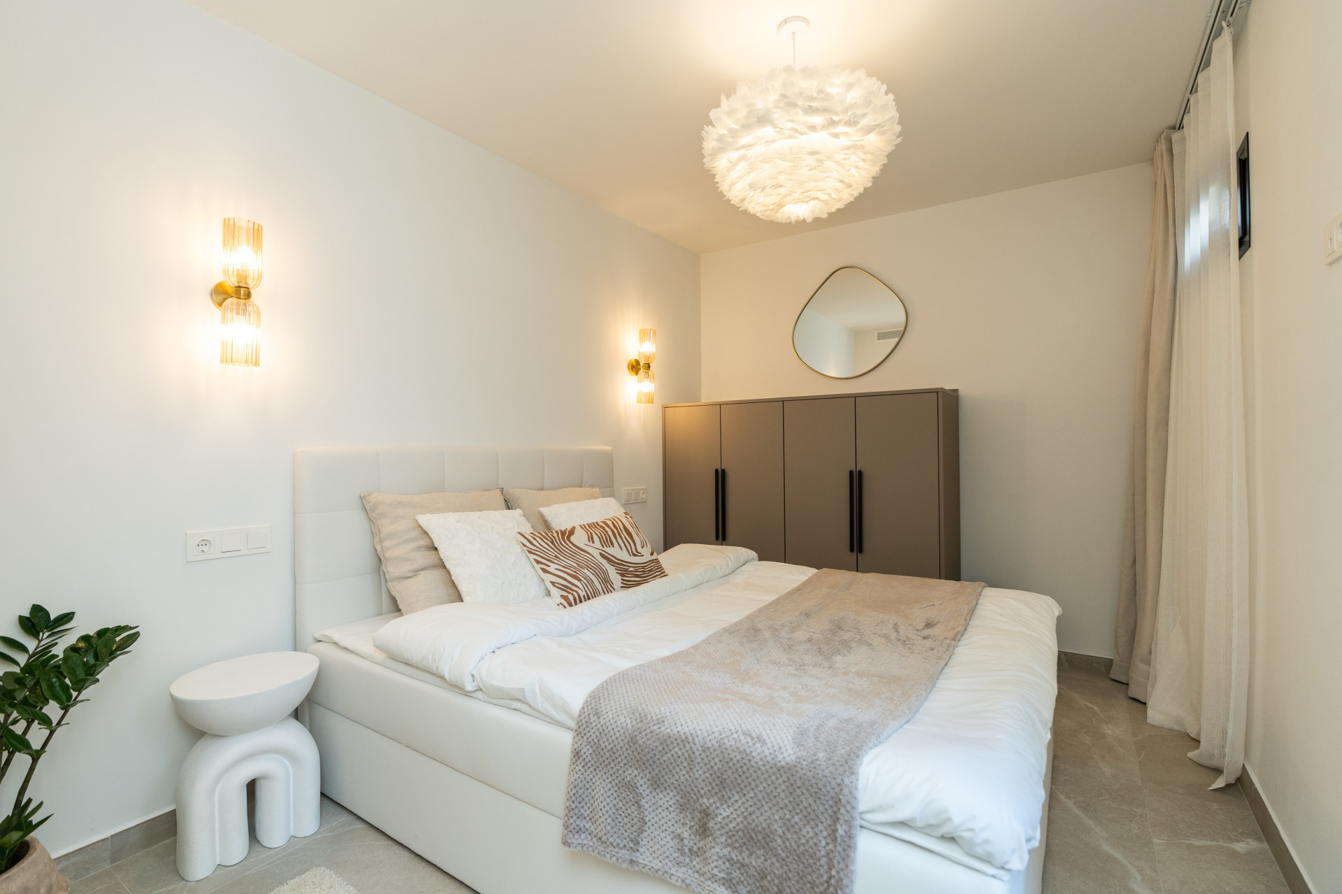 Casa Preciosa, a fully refurbished 4-bedroom, spacious townhouse in The Golf Valley of Nueva Andalucia, Marbella · Photo 25