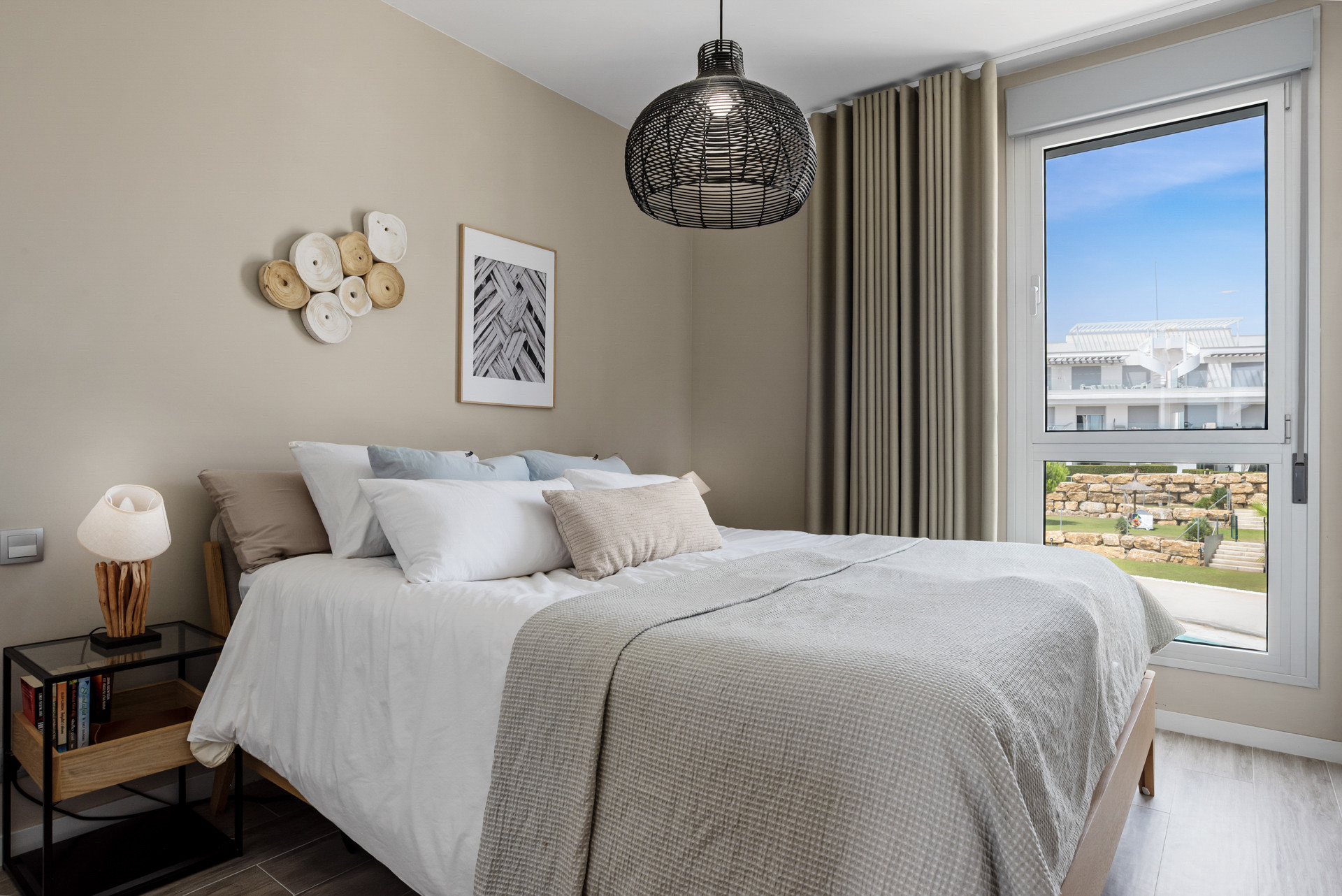 Elegant Penthouse with Rooftop Solarium in Le Mirage Phase III, Cancelada · Photo 15