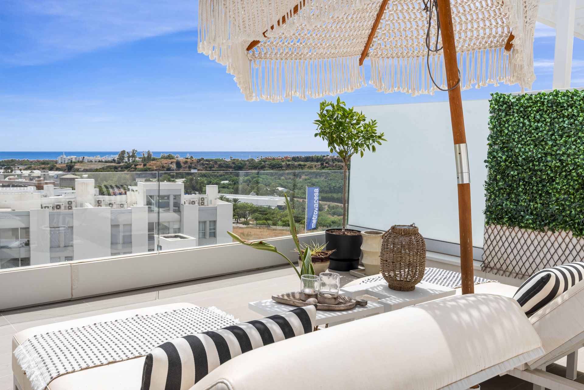 Elegant Penthouse with Rooftop Solarium in Le Mirage Phase III, Cancelada · Photo 21