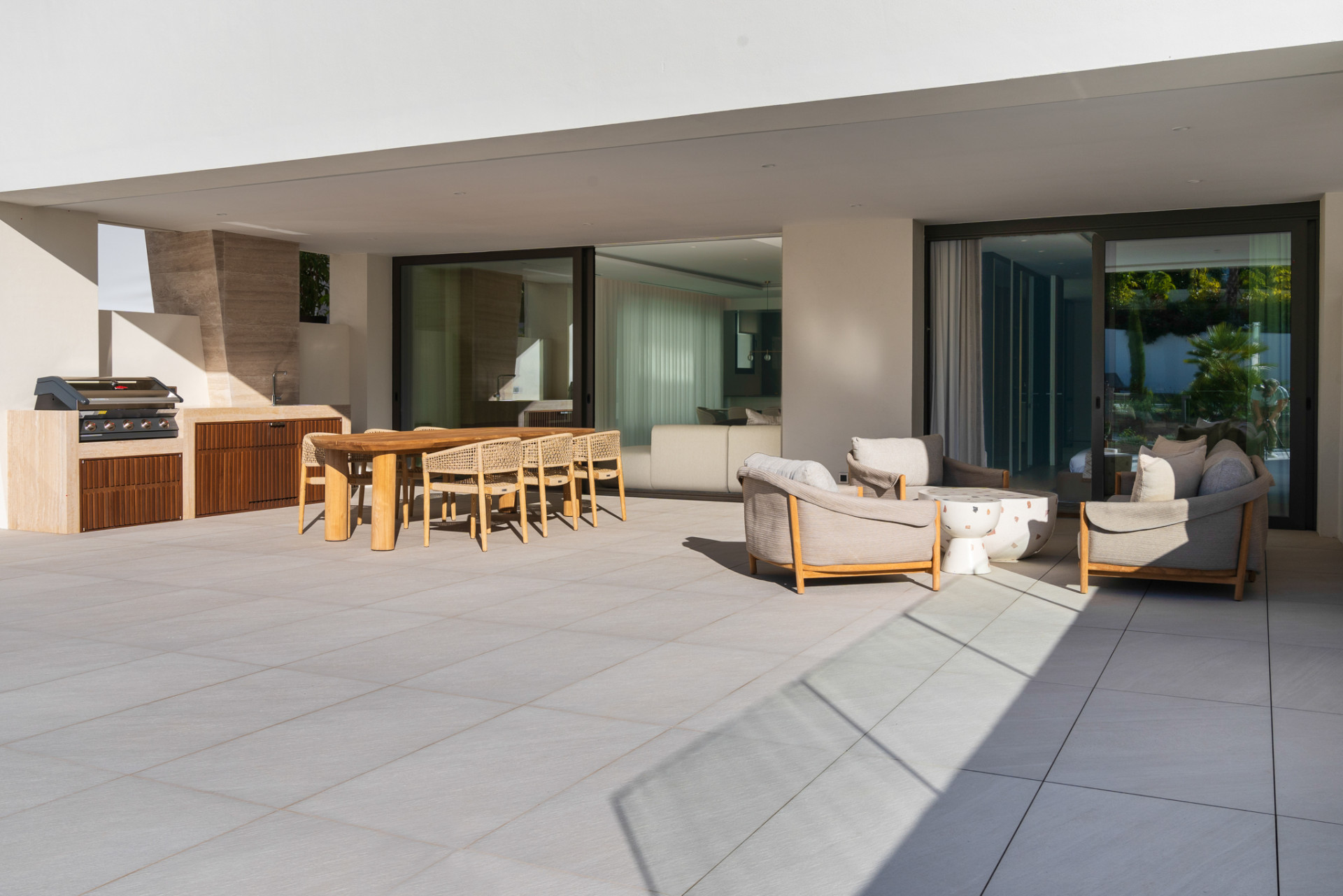 Stunning 4-Bedroom Ground Floor Apartment in Epic Phase 3, Marbella Golden Mile · Photo 9