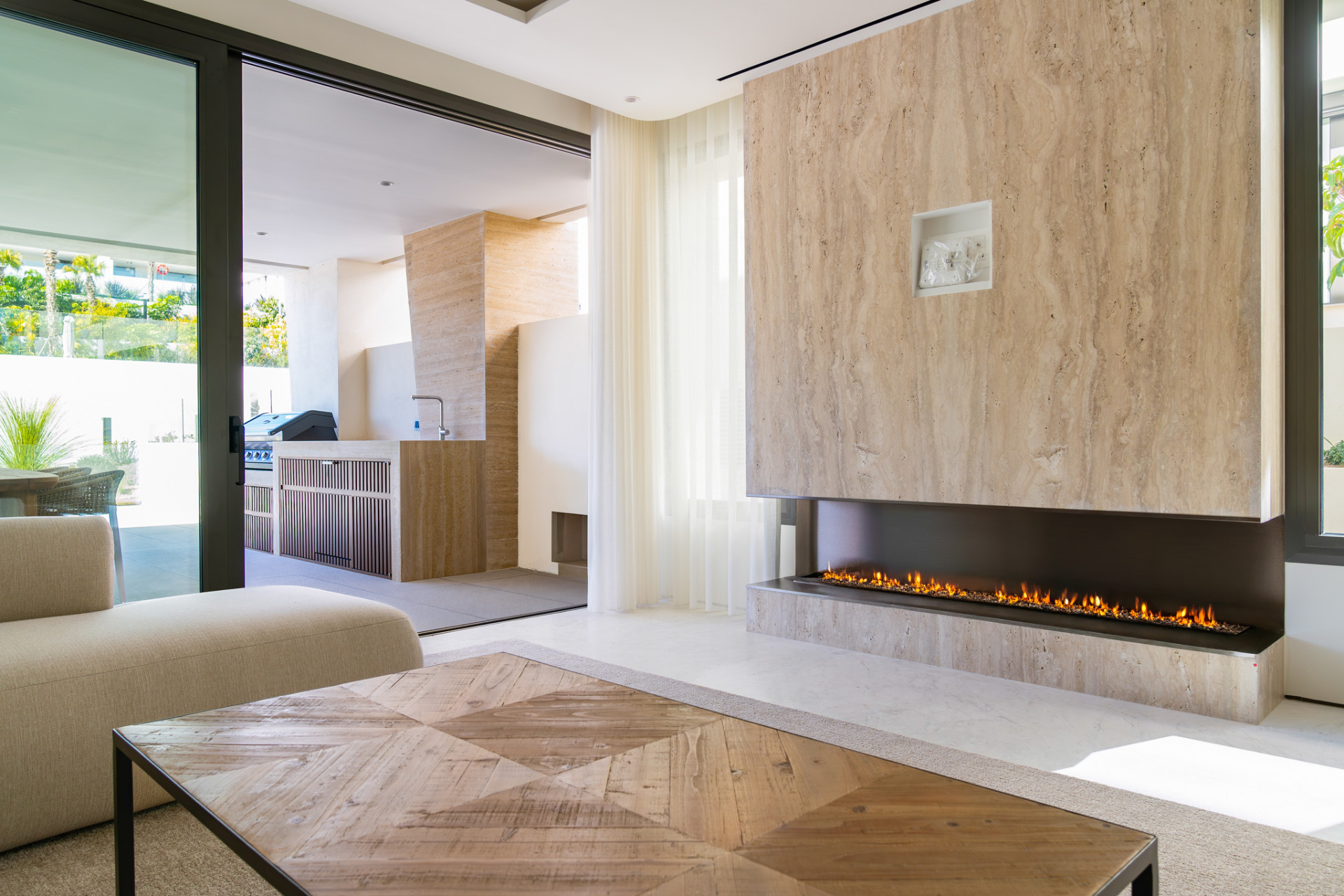 Stunning 4-Bedroom Ground Floor Apartment in Epic Phase 3, Marbella Golden Mile · Photo 11