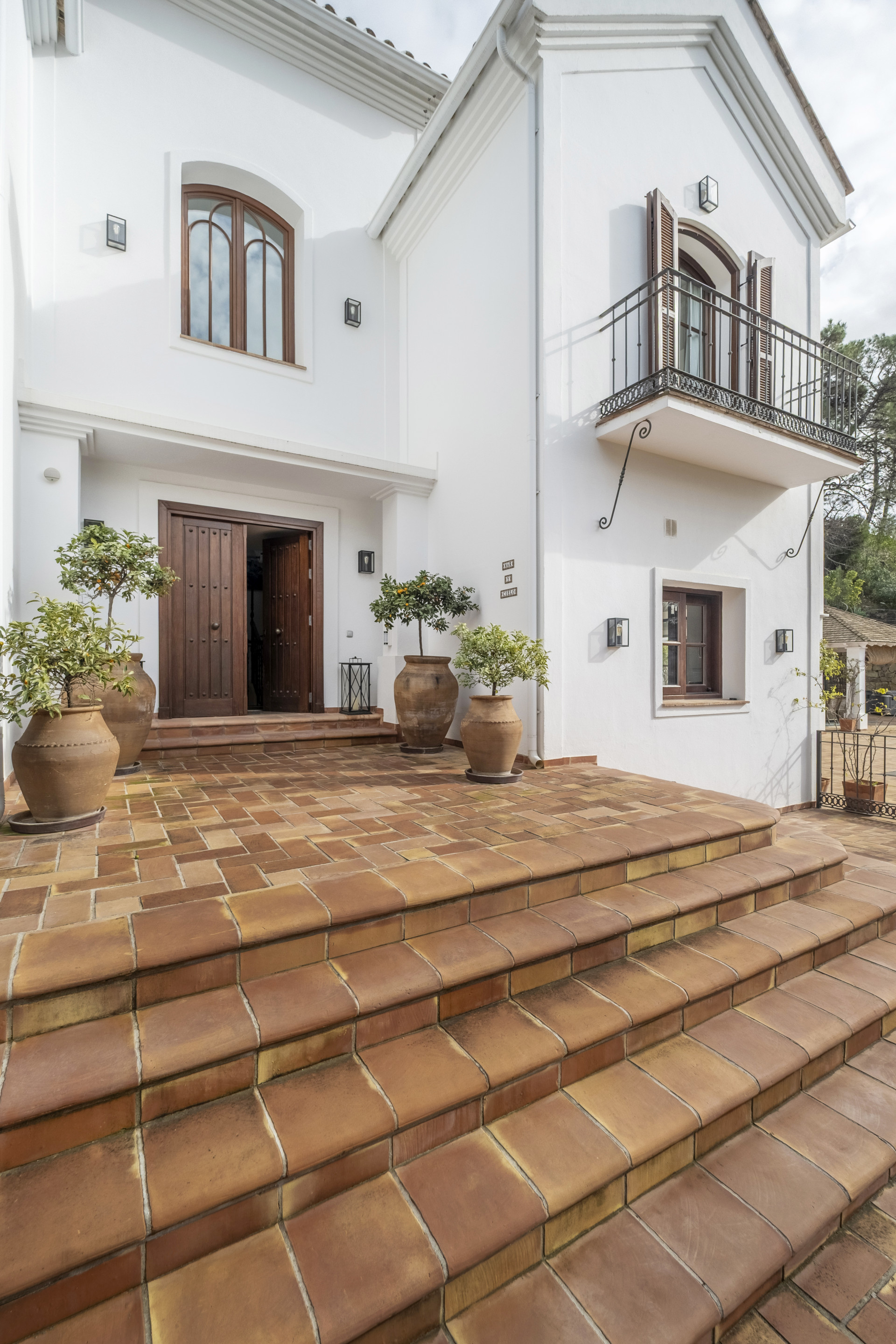 Timeless Luxury Villa in El Madroñal · Photo 35