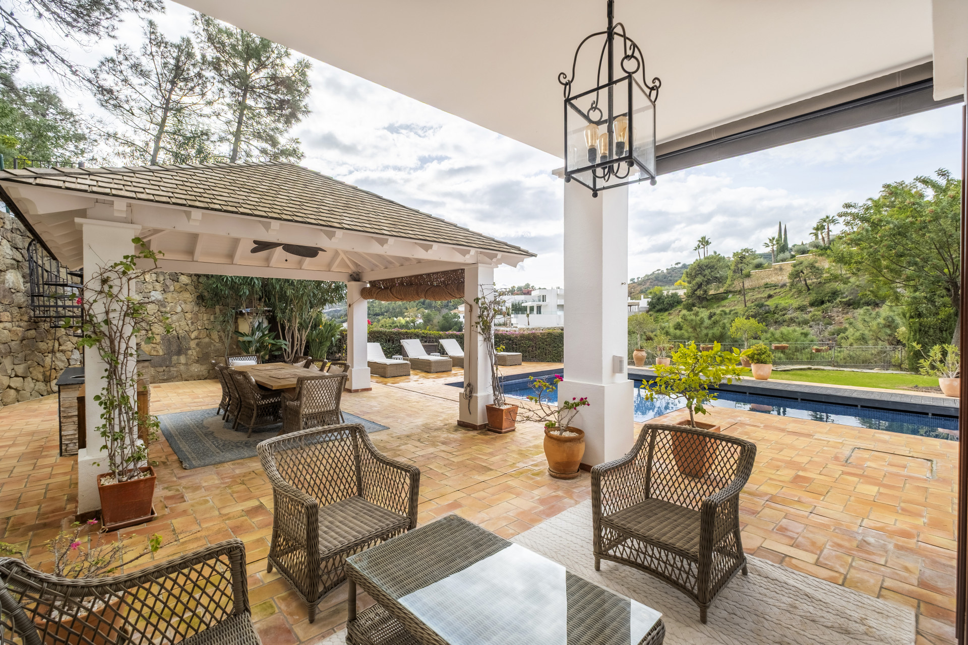 Timeless Luxury Villa in El Madroñal · Photo 32