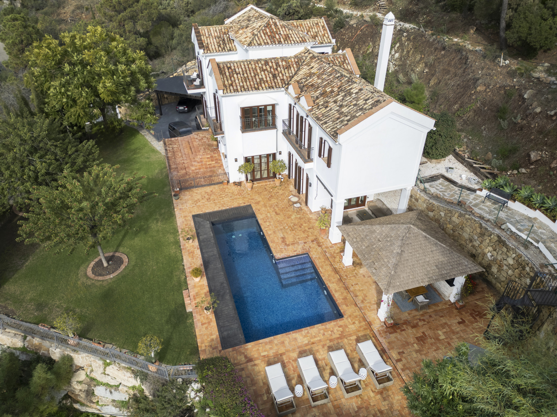 Timeless Luxury Villa in El Madroñal · Photo 41