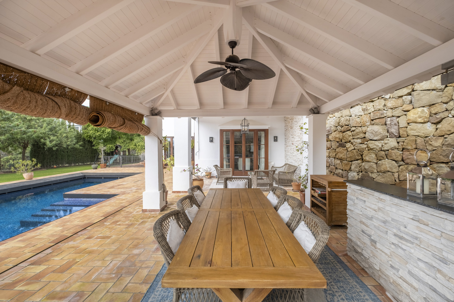 Timeless Luxury Villa in El Madroñal · Photo 34