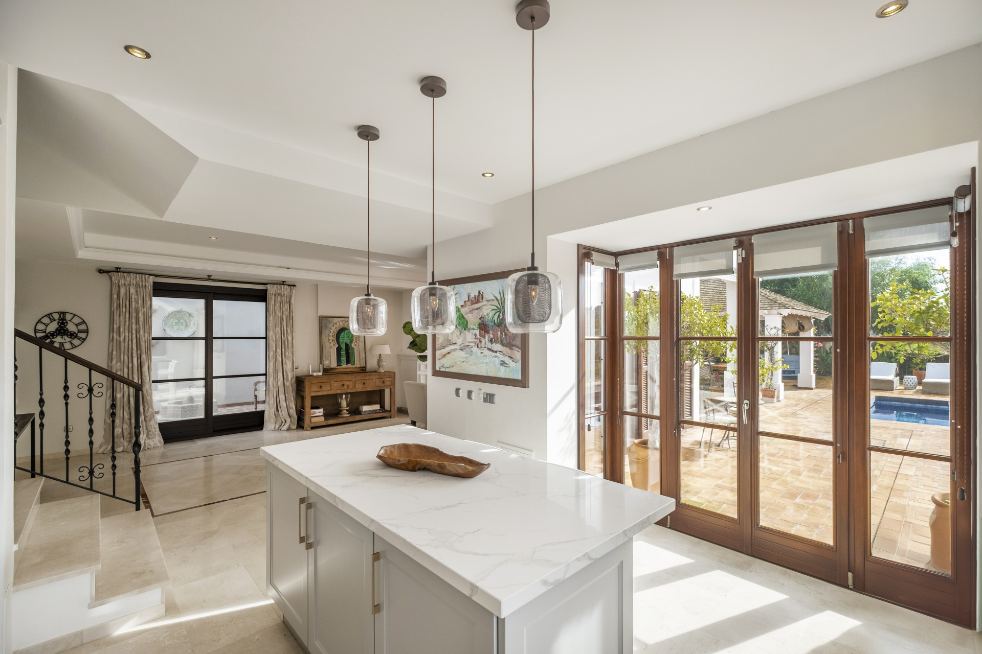 Timeless Luxury Villa in El Madroñal · Photo 8