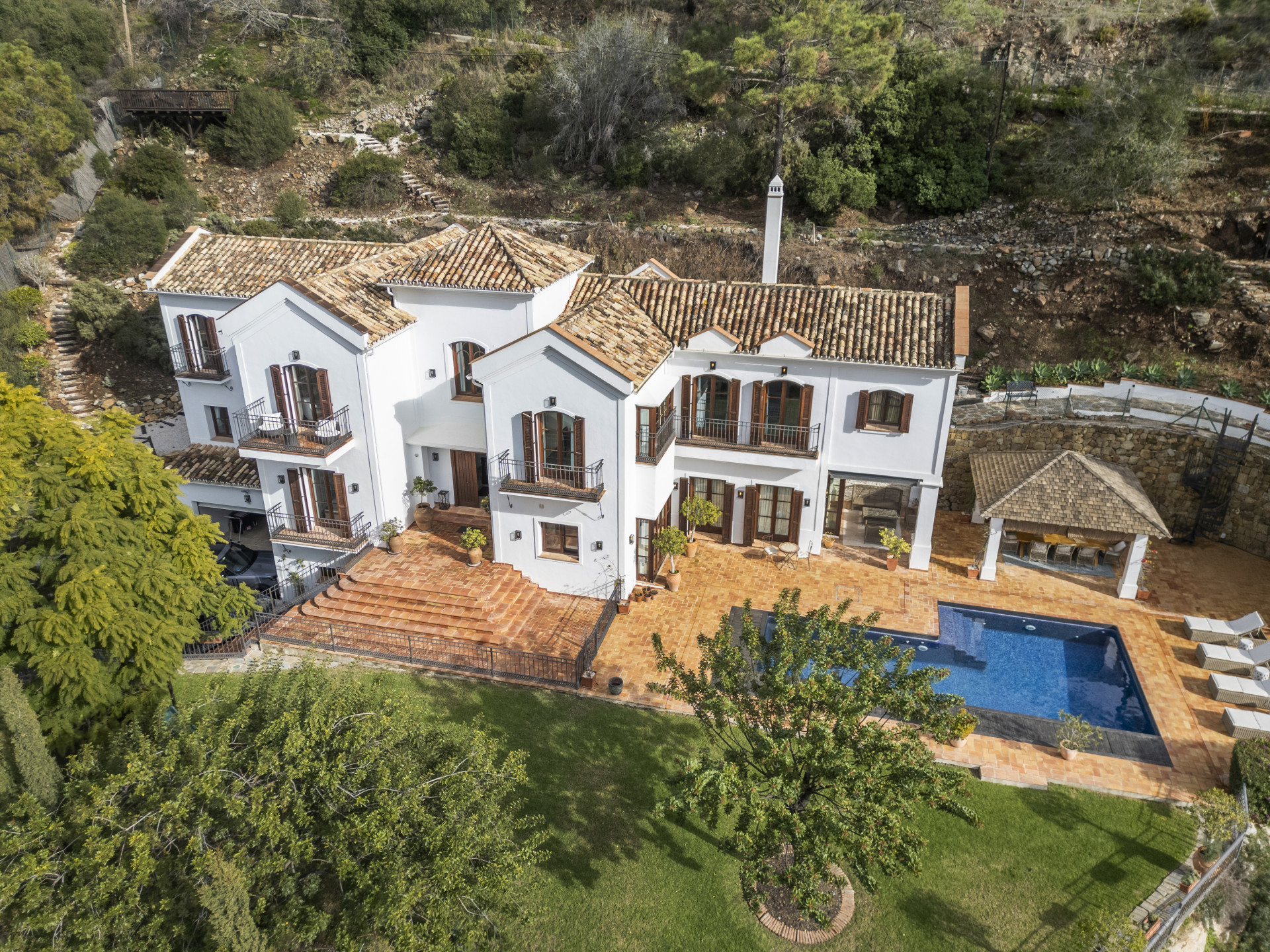 Timeless Luxury Villa in El Madroñal · Photo 44