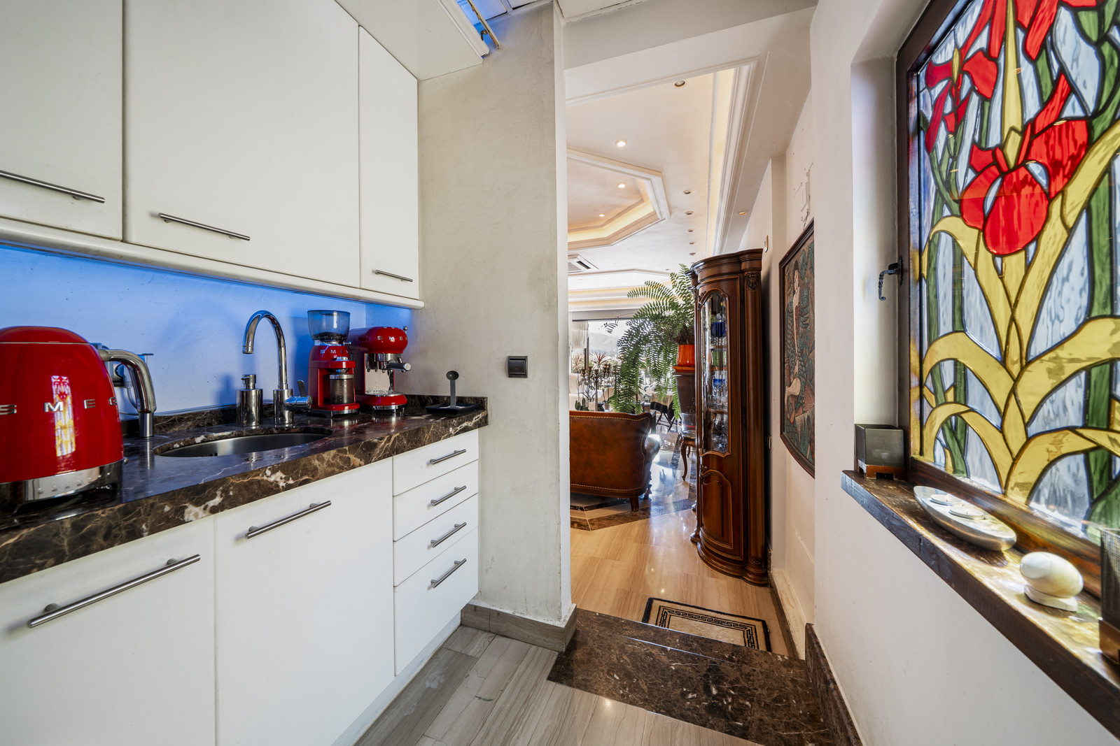Prestige Living and Investment Opportunity in the Heart of Puerto Banús · Photo 22