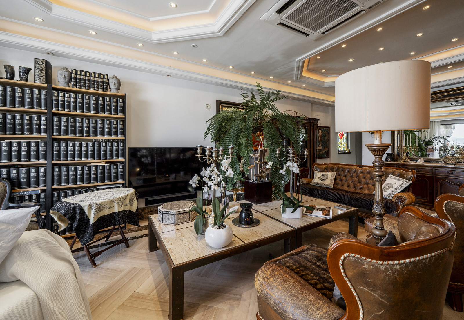Prestige Living and Investment Opportunity in the Heart of Puerto Banús · Photo 19