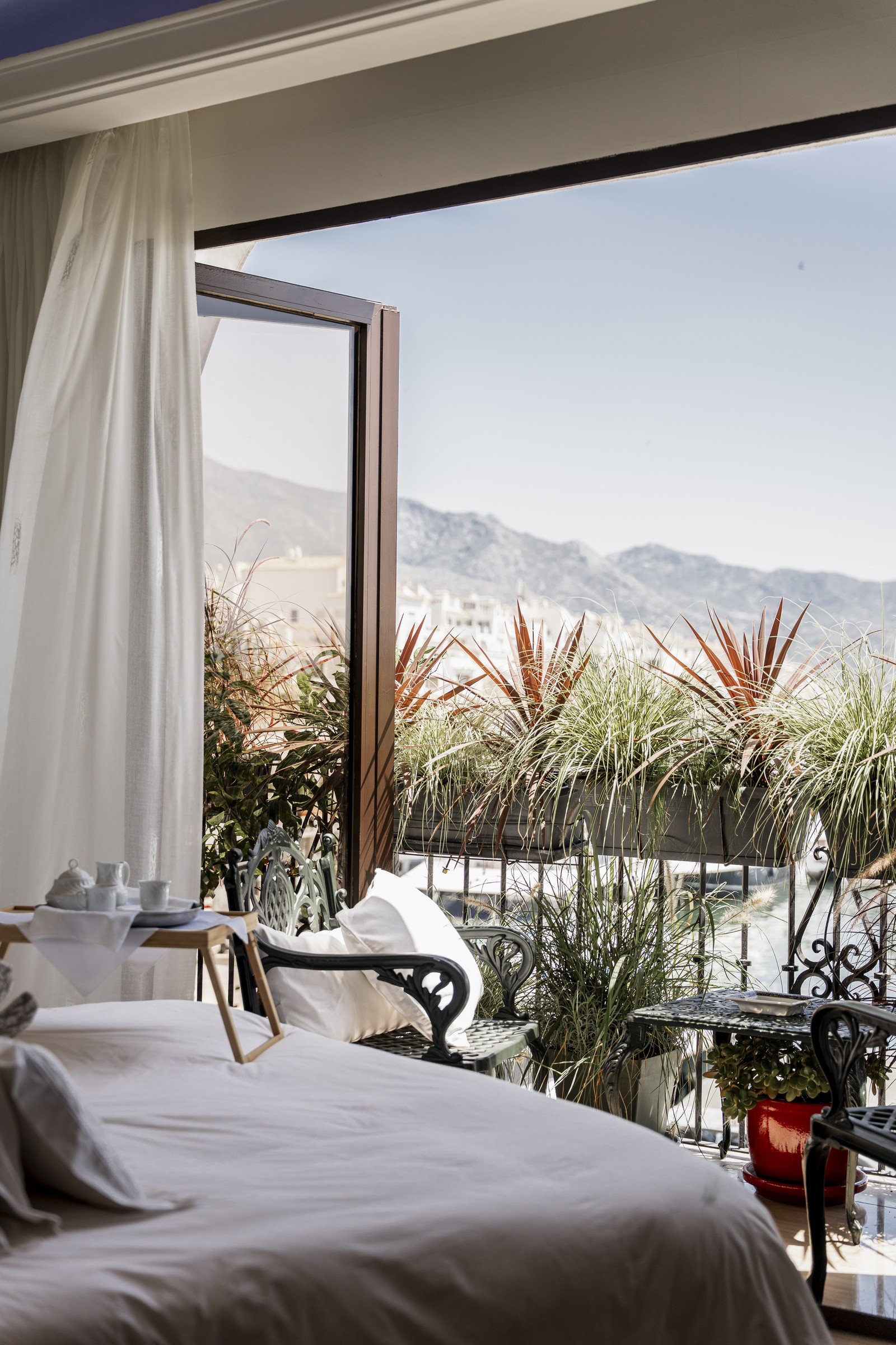Prestige Living and Investment Opportunity in the Heart of Puerto Banús · Photo 8