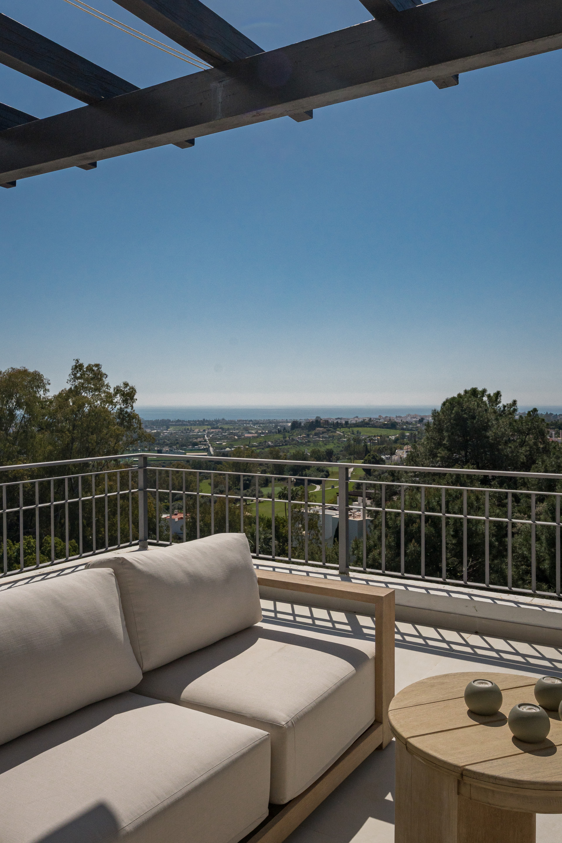Stunning Duplex Penthouse with Private Pool and Panoramic Views in La Quinta, Benahavís · Photo 37
