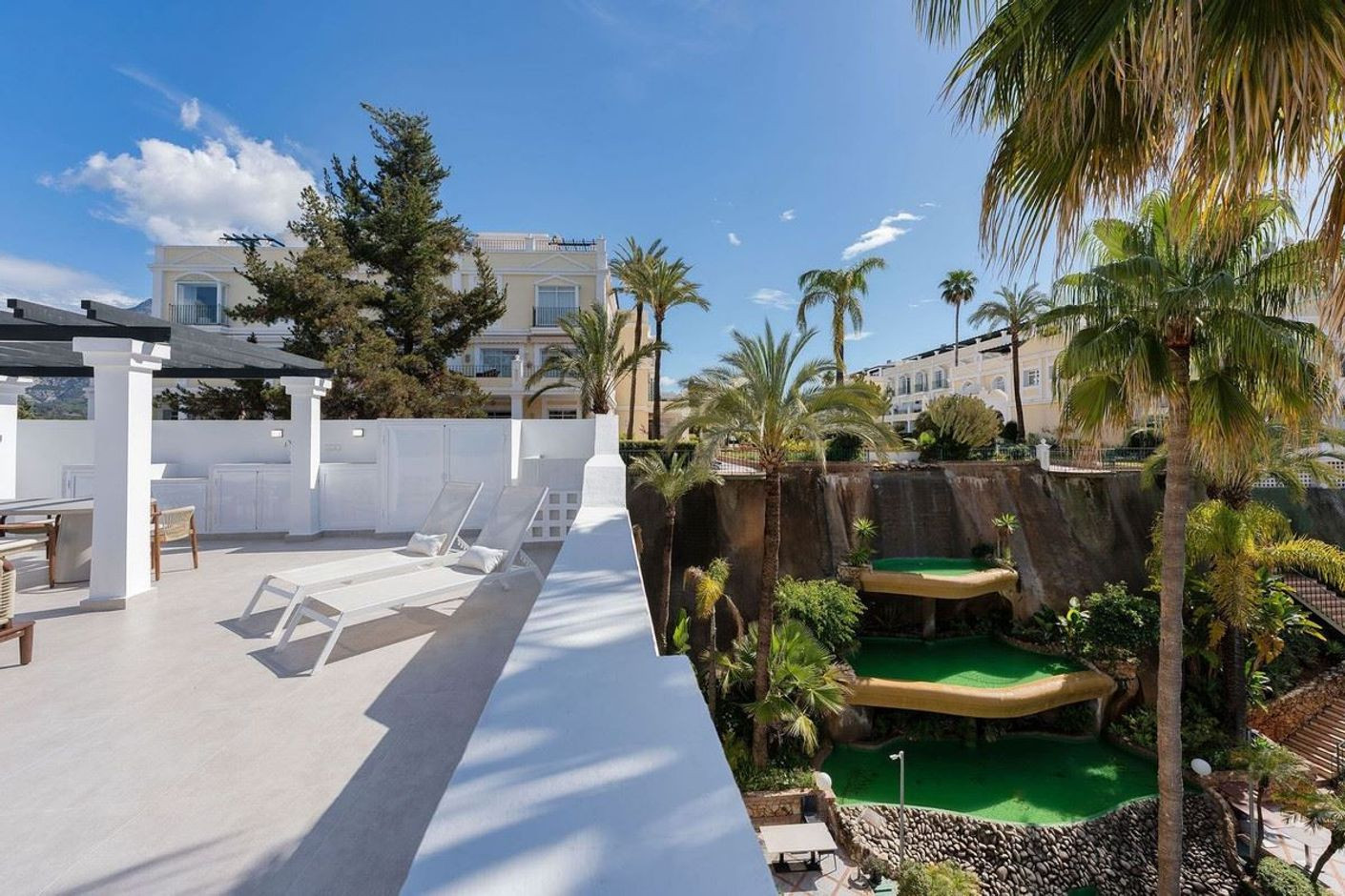 Duplex Penthouse for Sale in Aloha Gardens · Photo 15
