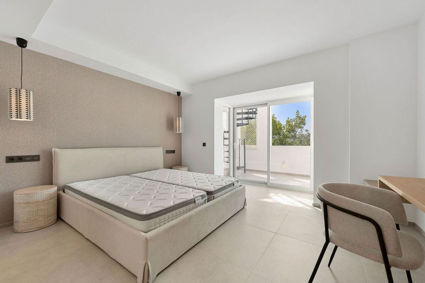 Duplex Penthouse for Sale in Aloha Gardens · Photo 9