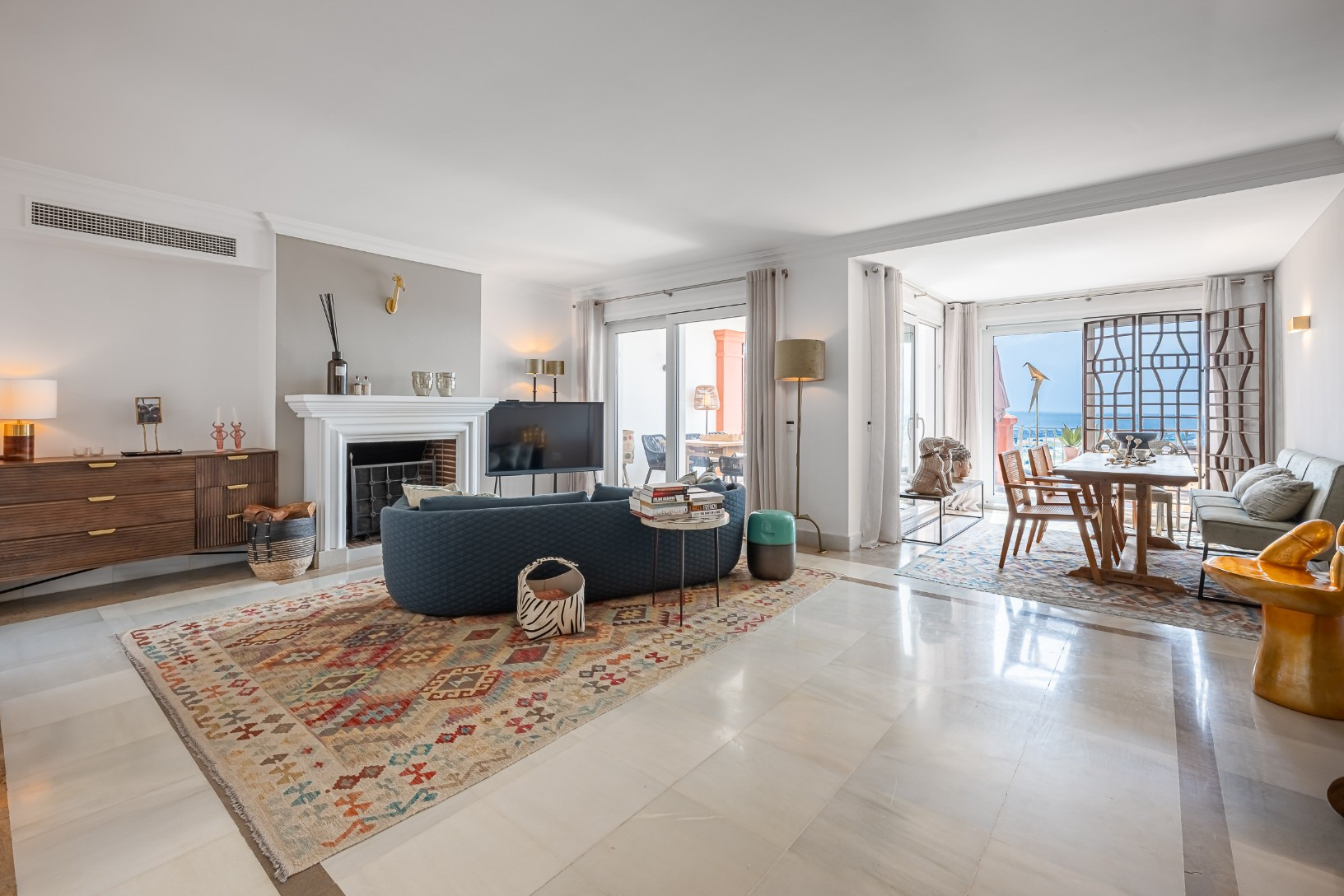 Exclusive Duplex Reformed with Panoramic Sea Views in La Quinta, Benahavís · Photo 29