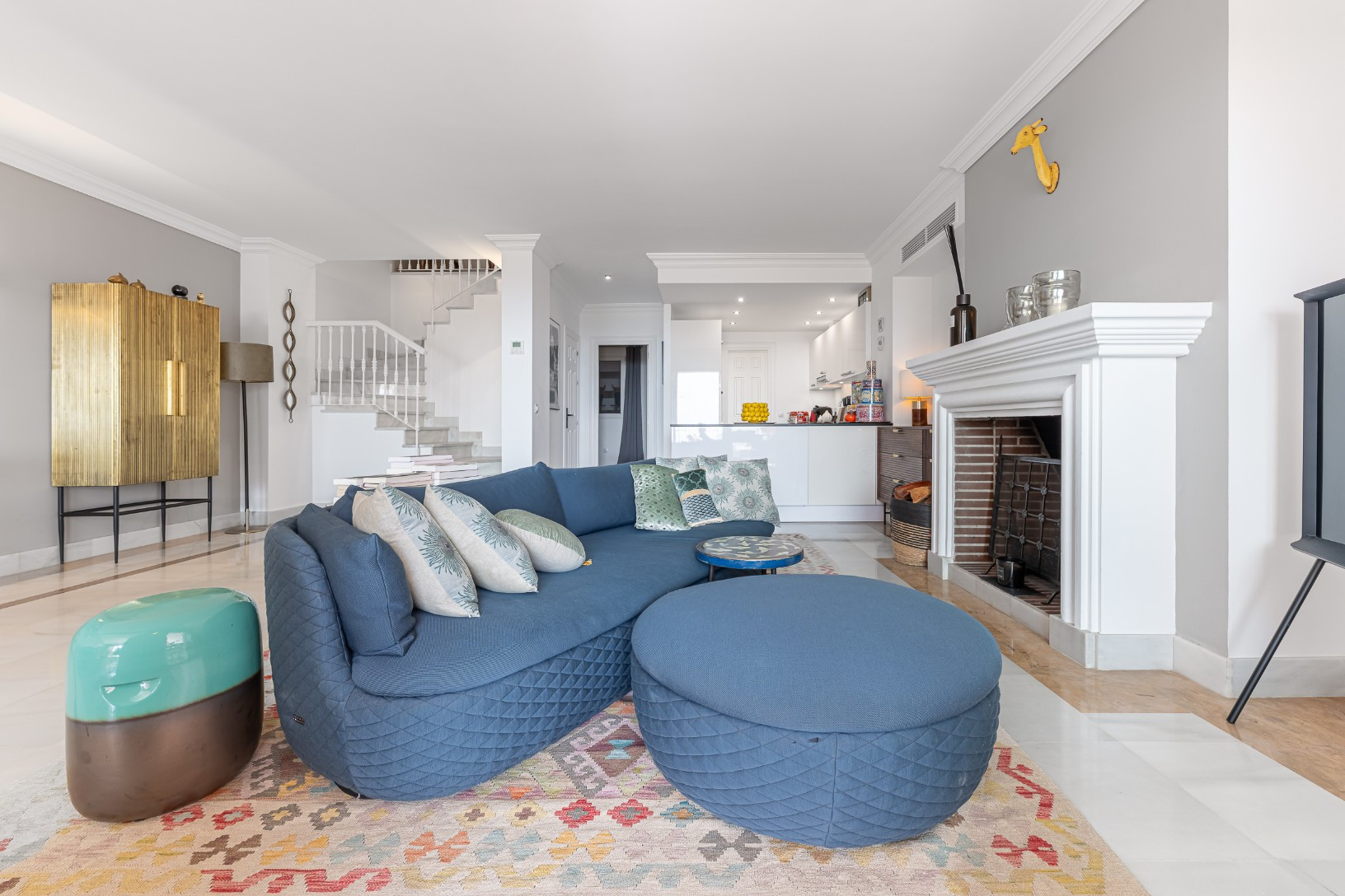 Exclusive Duplex Reformed with Panoramic Sea Views in La Quinta, Benahavís · Photo 14