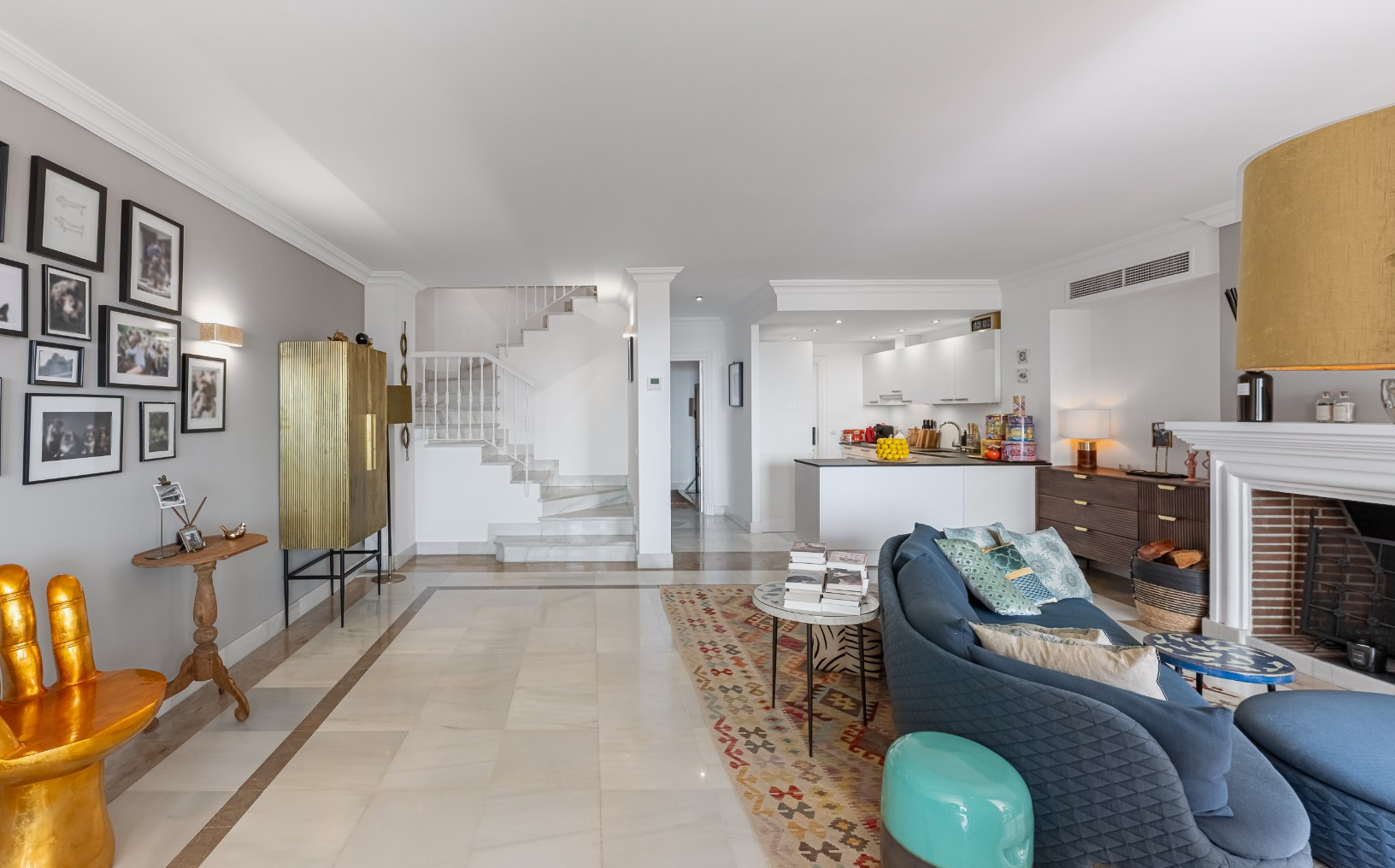 Exclusive Duplex Reformed with Panoramic Sea Views in La Quinta, Benahavís · Photo 31