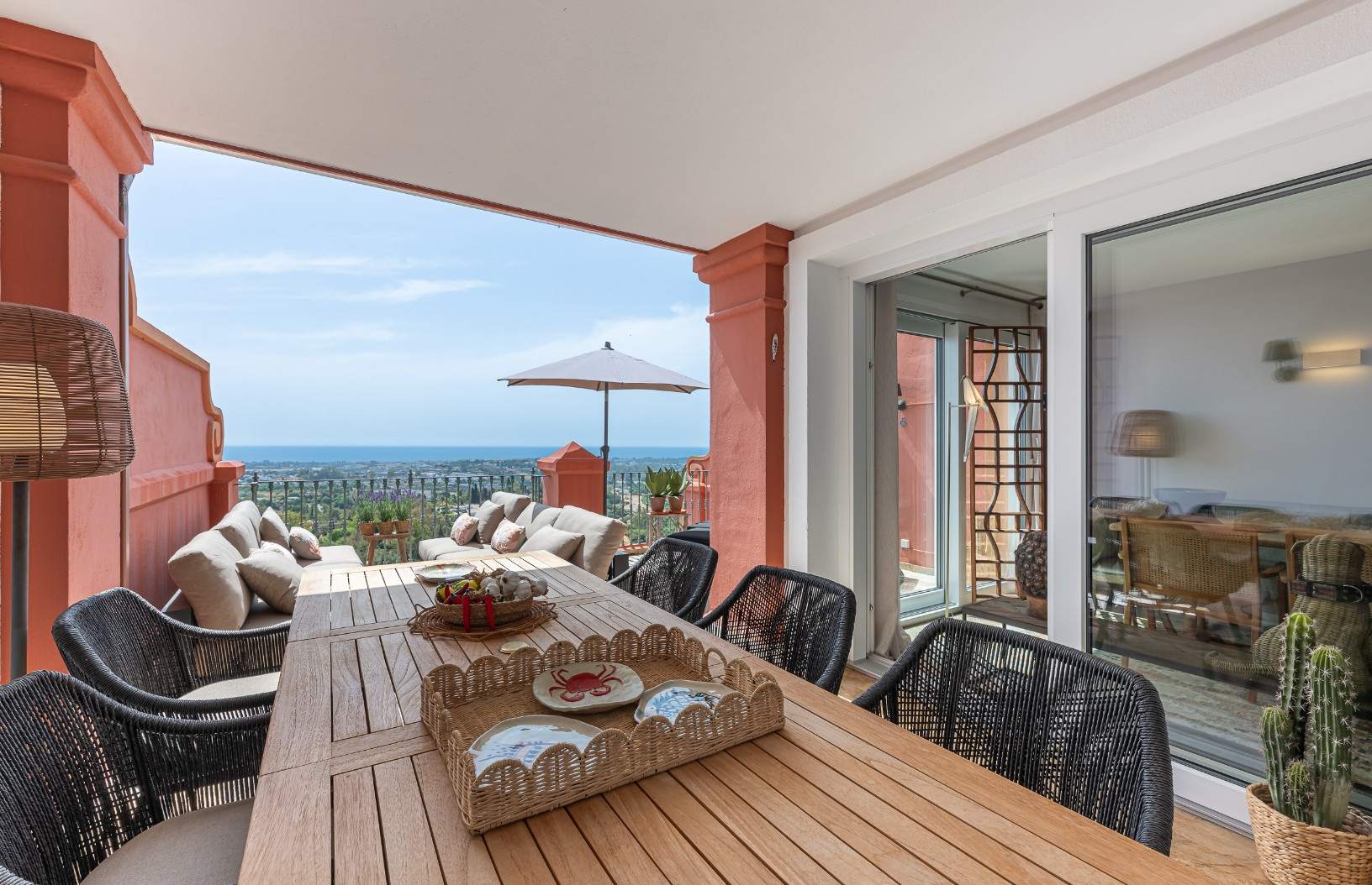 Exclusive Duplex Reformed with Panoramic Sea Views in La Quinta, Benahavís · Photo 12