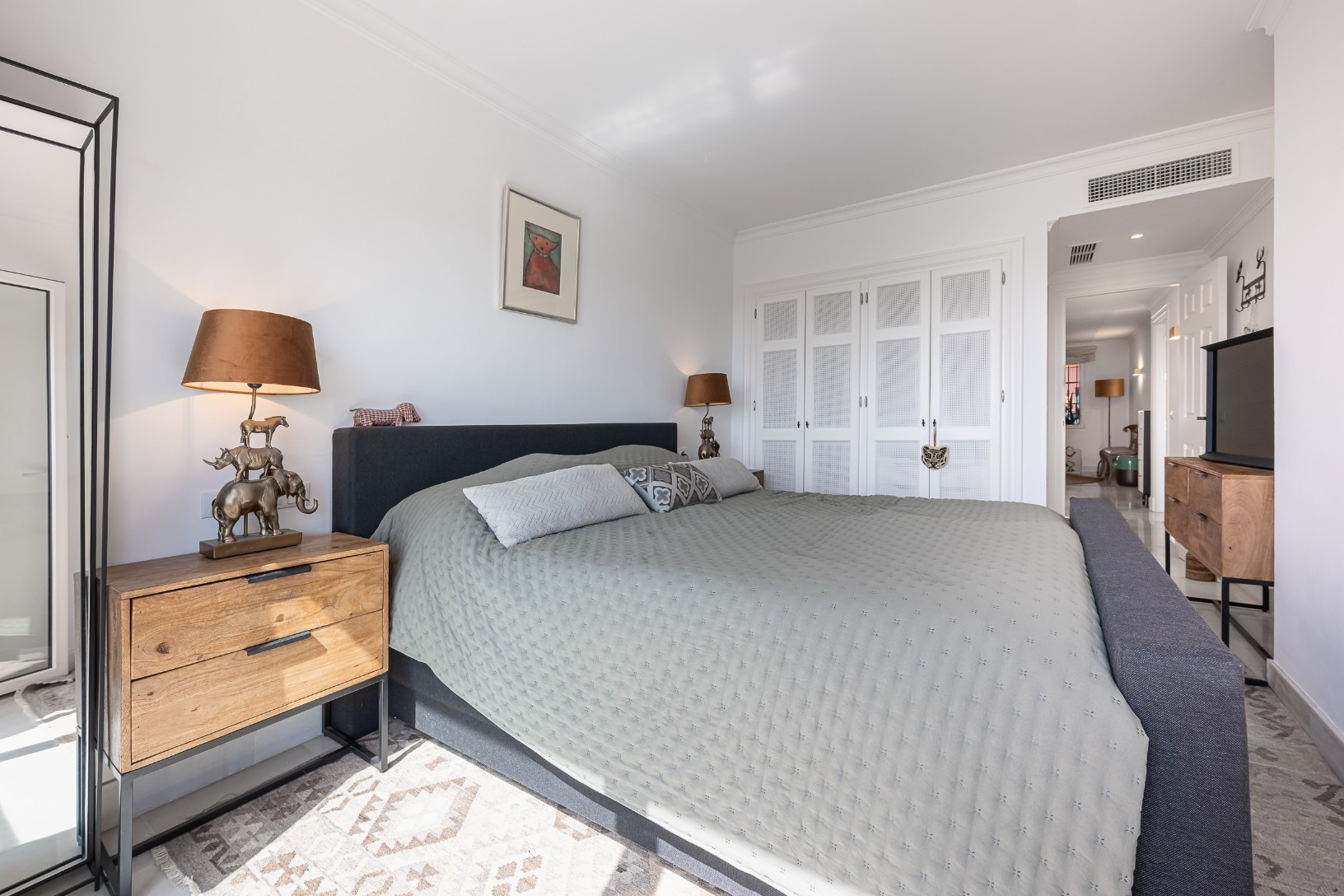 Exclusive Duplex Reformed with Panoramic Sea Views in La Quinta, Benahavís · Photo 15