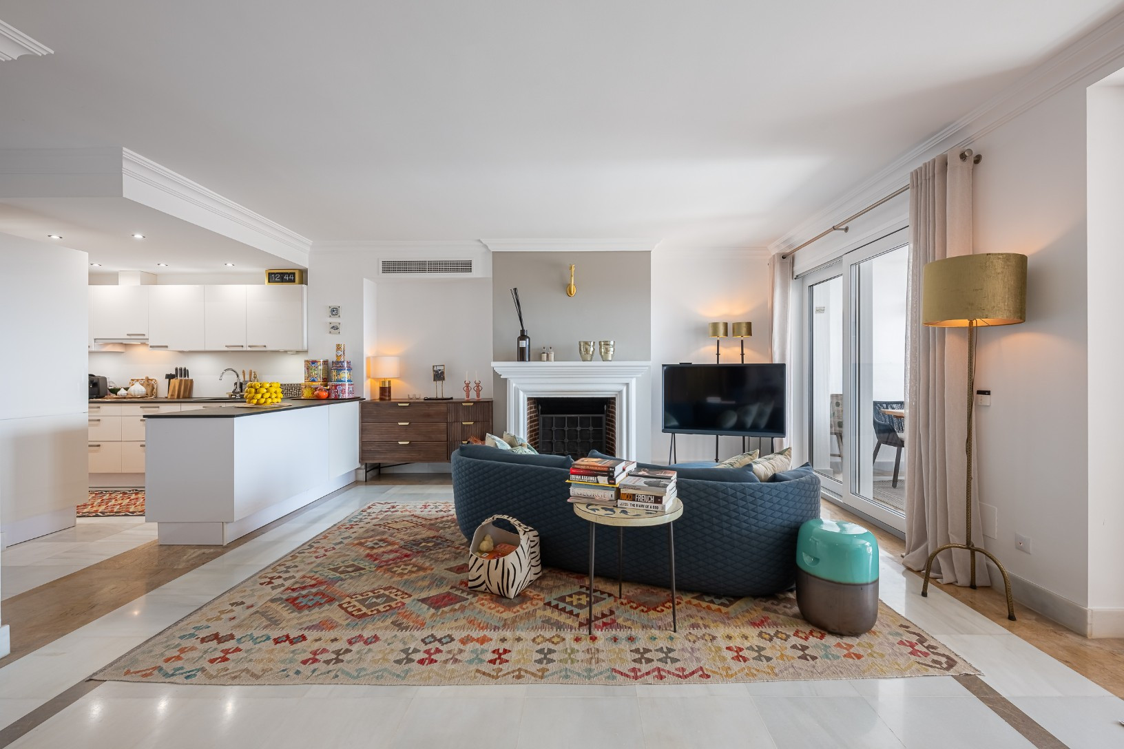 Exclusive Duplex Reformed with Panoramic Sea Views in La Quinta, Benahavís · Photo 30