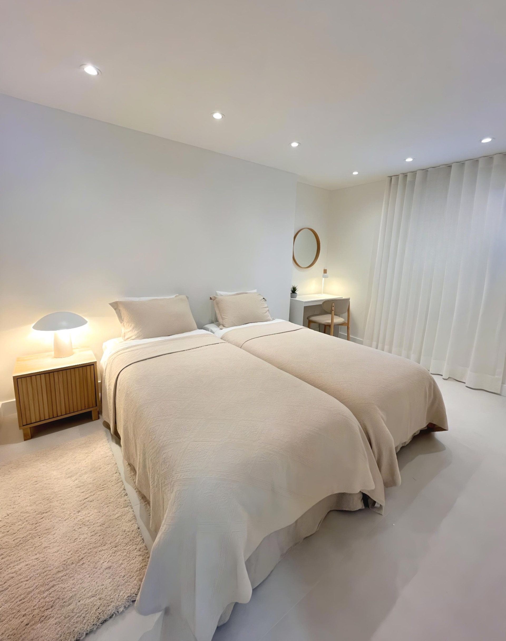 ELEGANT GROUND FLOOR RETREAT WITH PRIVATE GARDEN IN NUEVA ANDALUCÍA · Photo 28