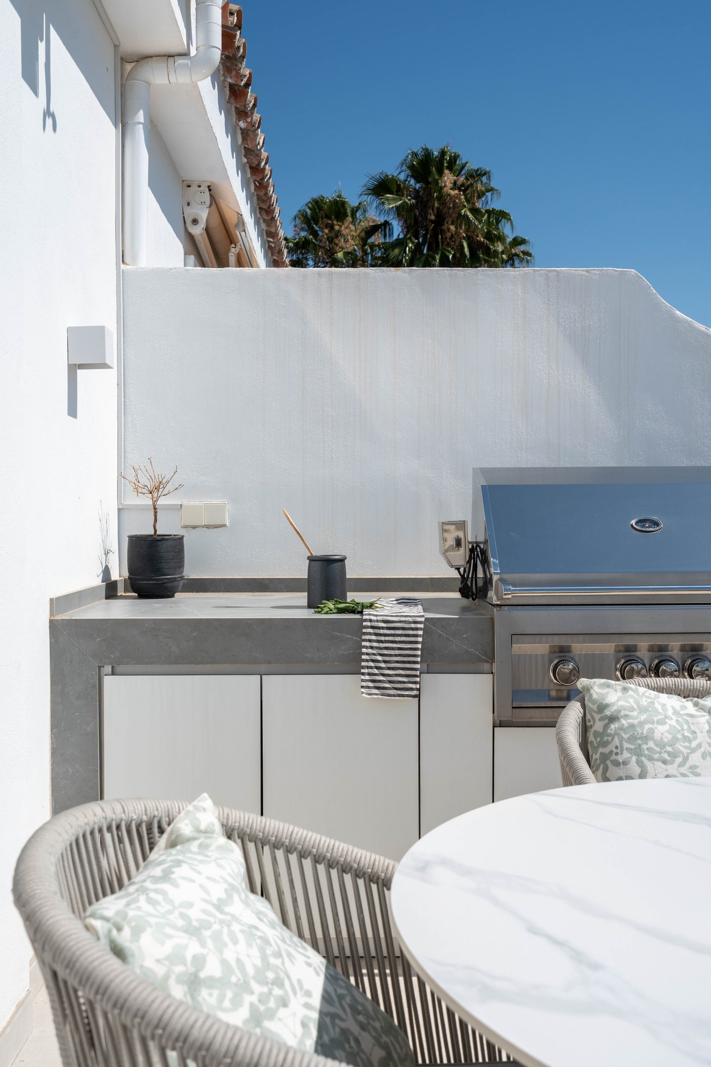 A Refined Top-Floor apartment with Panoramic Views in La Quinta · Photo 26
