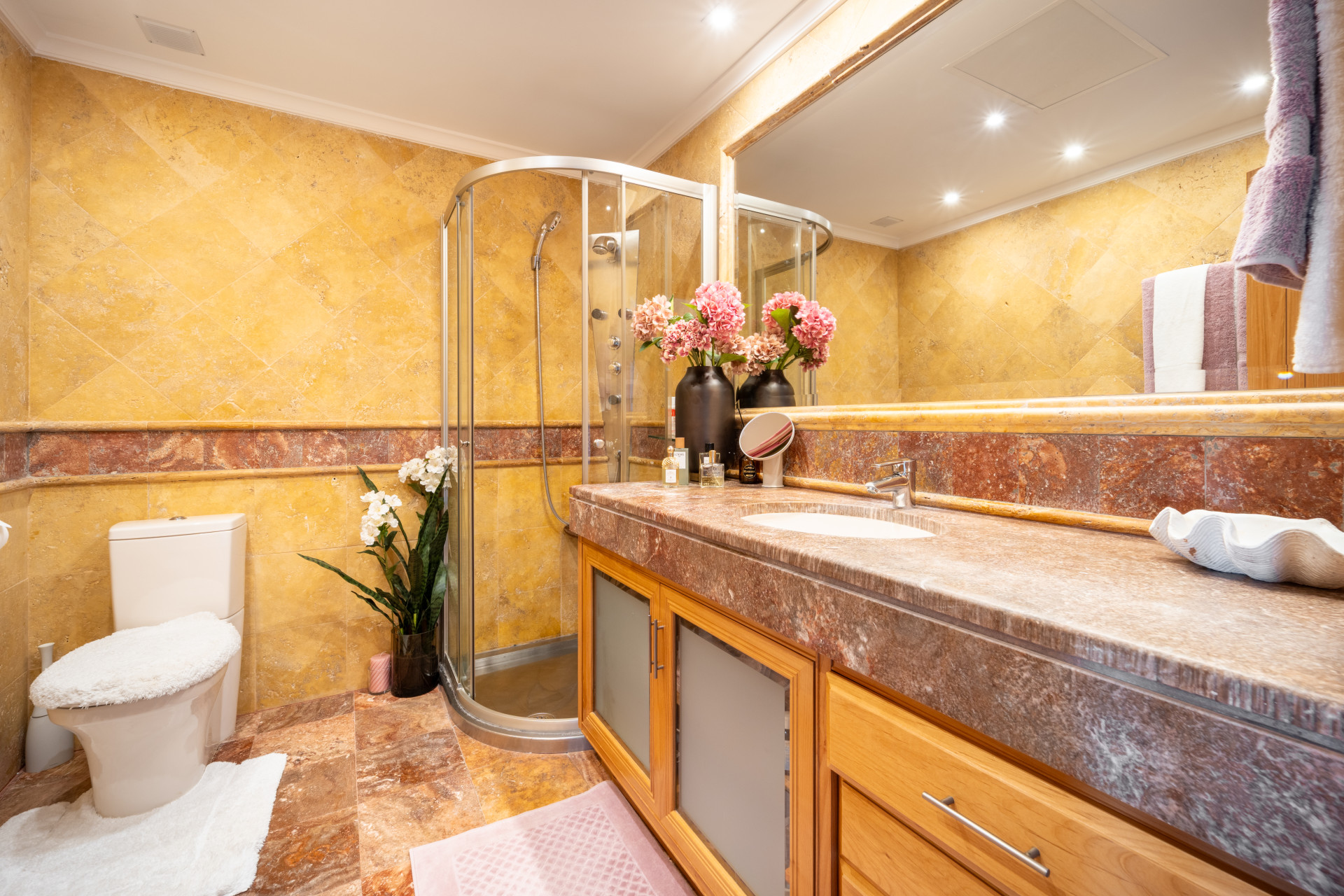 Exclusive apartment on the beach next to Puerto Banus · Photo 11