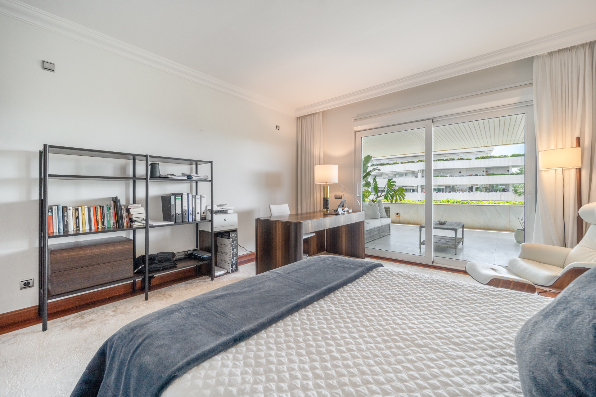Exclusive apartment on the beach next to Puerto Banus · Photo 10