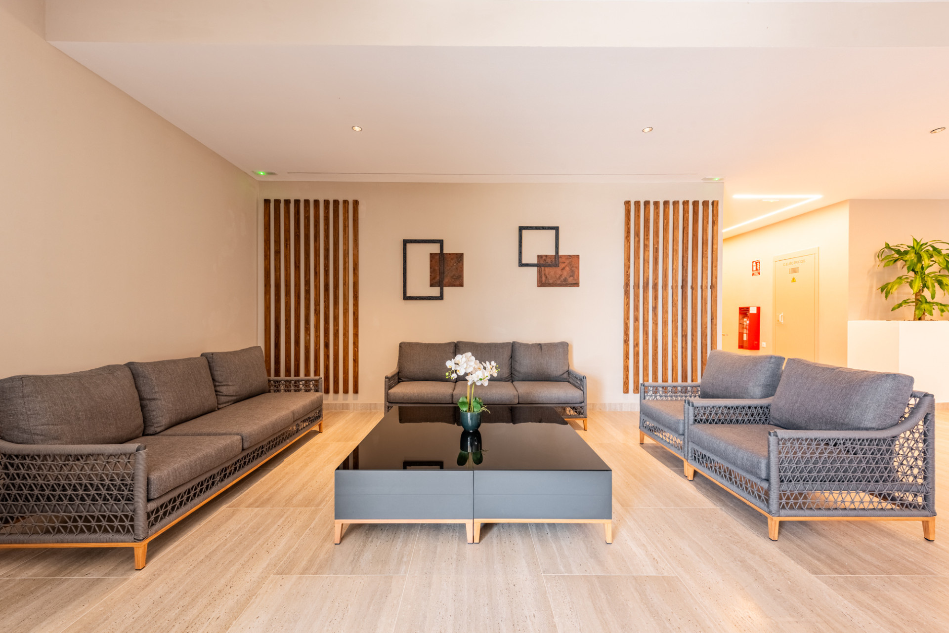 Brand New Luxury Corner Apartment with Sea & Mountain Views in Nueva Andalucia, Marbella · Photo 32