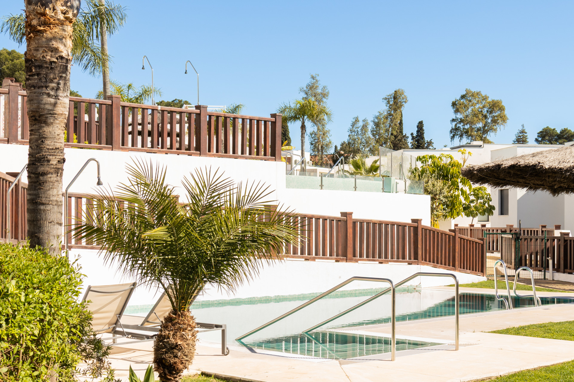 Elegant 3-Bedroom Townhouse with Panoramic Views Near Puerto Banús · Photo 33
