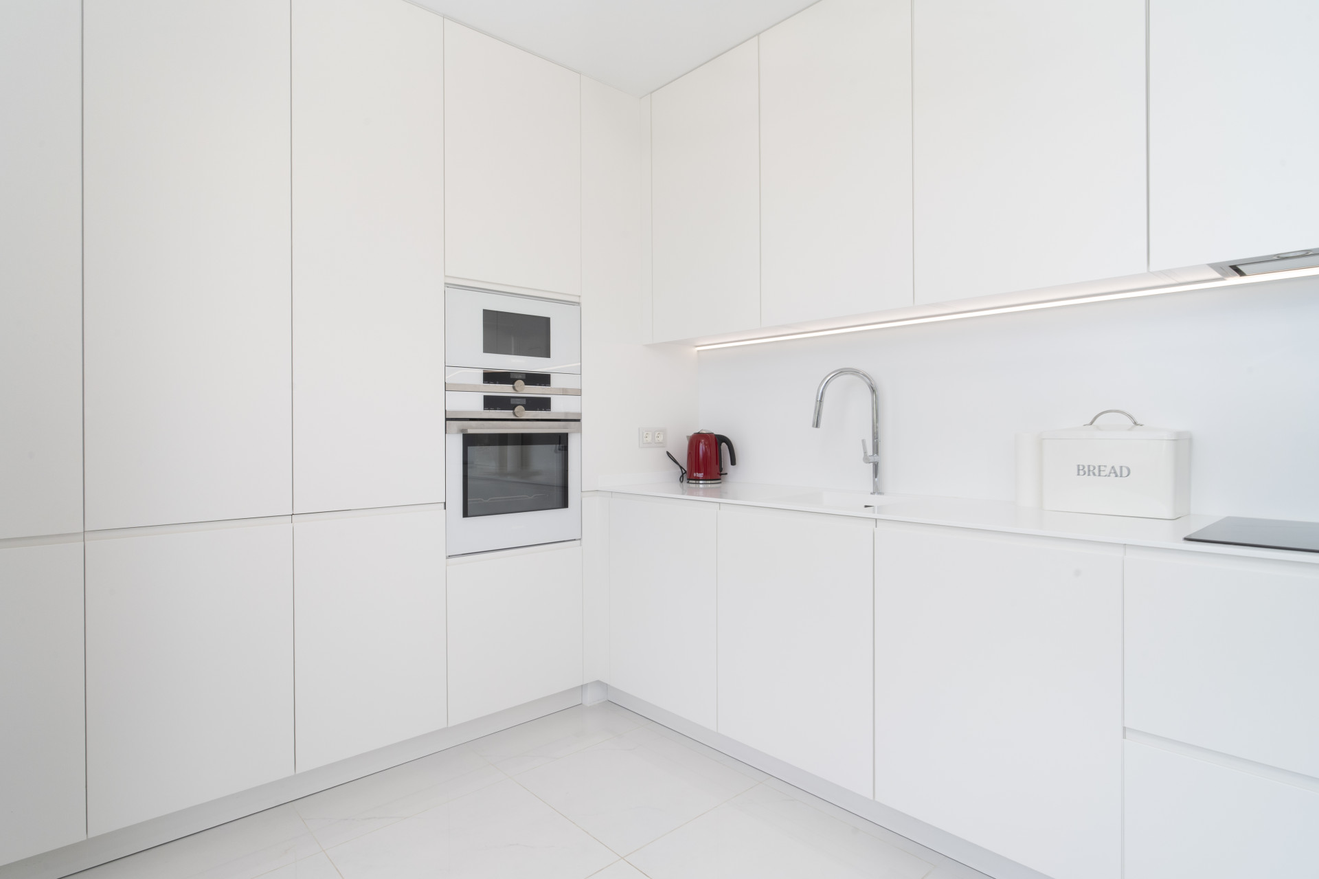 Luxury 3-Bedroom Duplex Penthouse for Sale in Cataleya, Atalaya Golf, Estepona · Photo 39