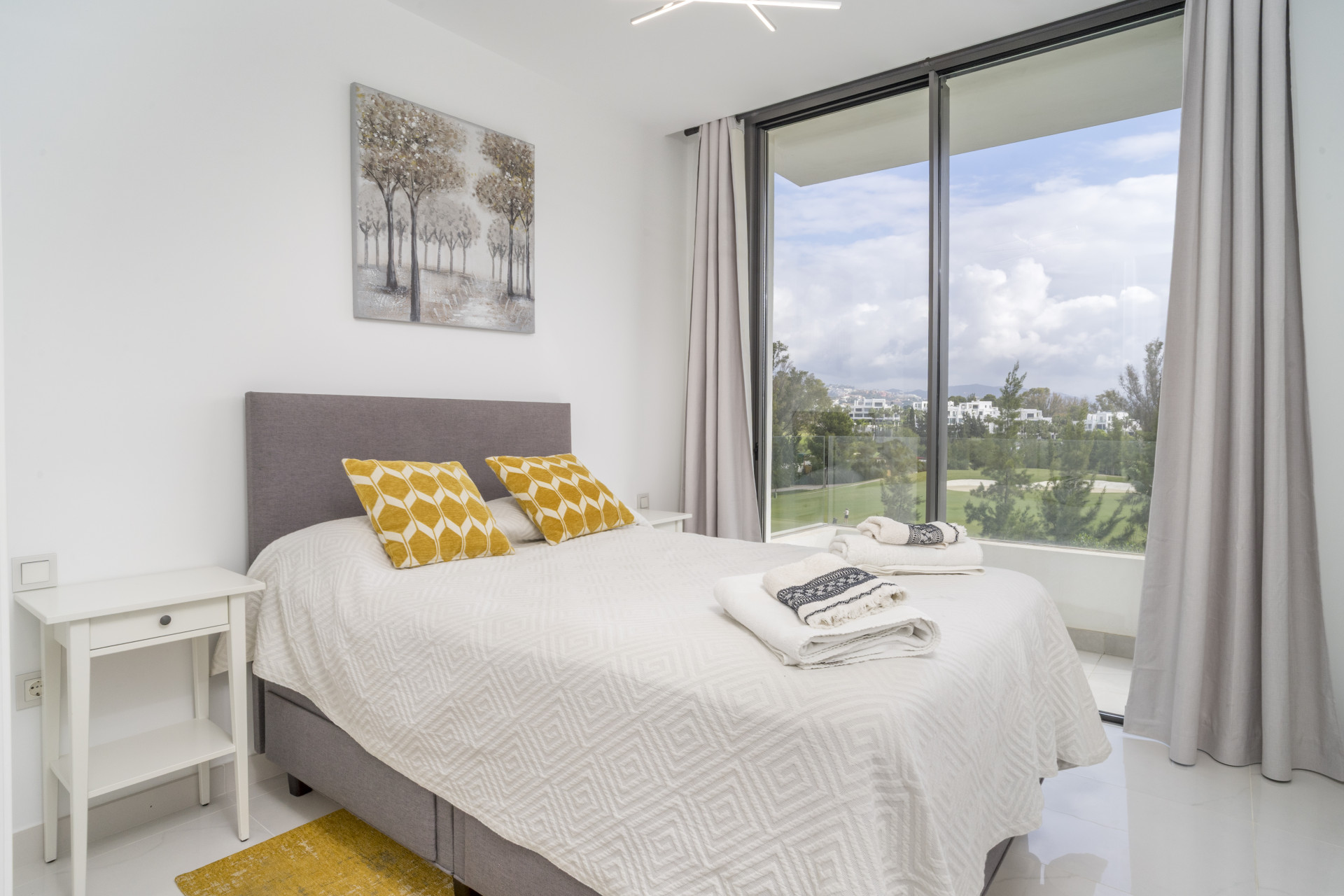 Luxury 3-Bedroom Duplex Penthouse for Sale in Cataleya, Atalaya Golf, Estepona · Photo 25