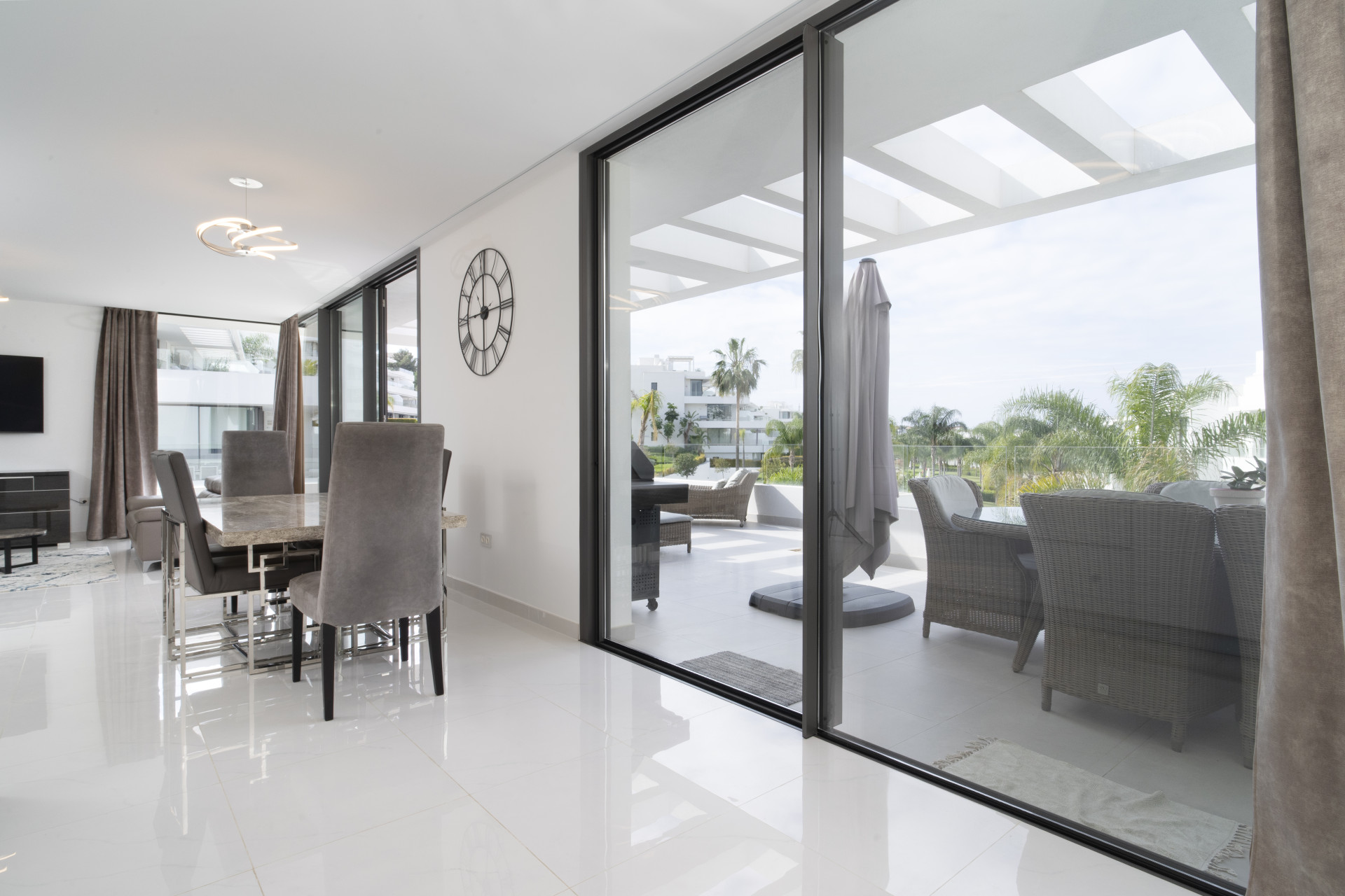 Luxury 3-Bedroom Duplex Penthouse for Sale in Cataleya, Atalaya Golf, Estepona · Photo 40