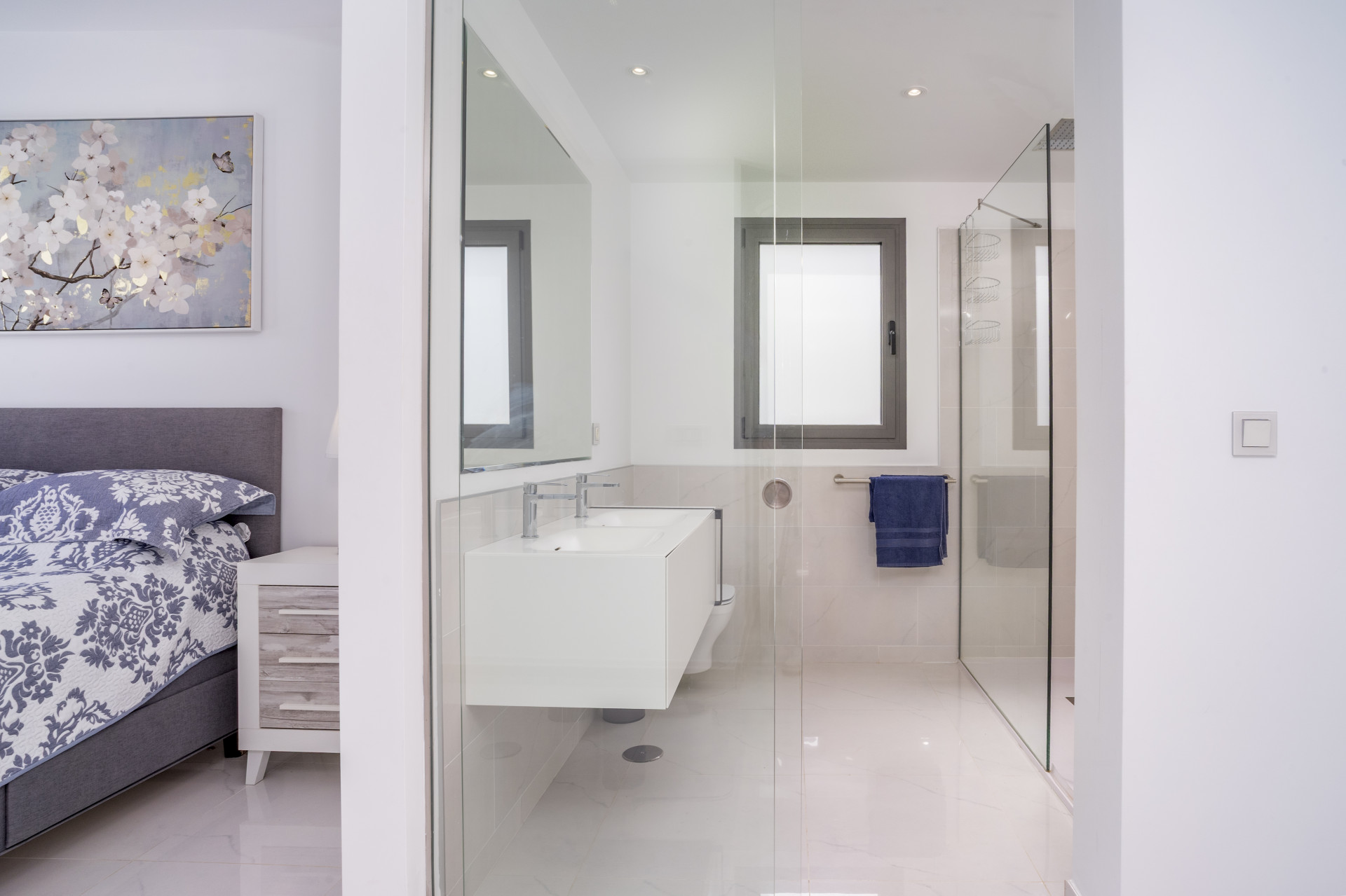 Luxury 3-Bedroom Duplex Penthouse for Sale in Cataleya, Atalaya Golf, Estepona · Photo 32