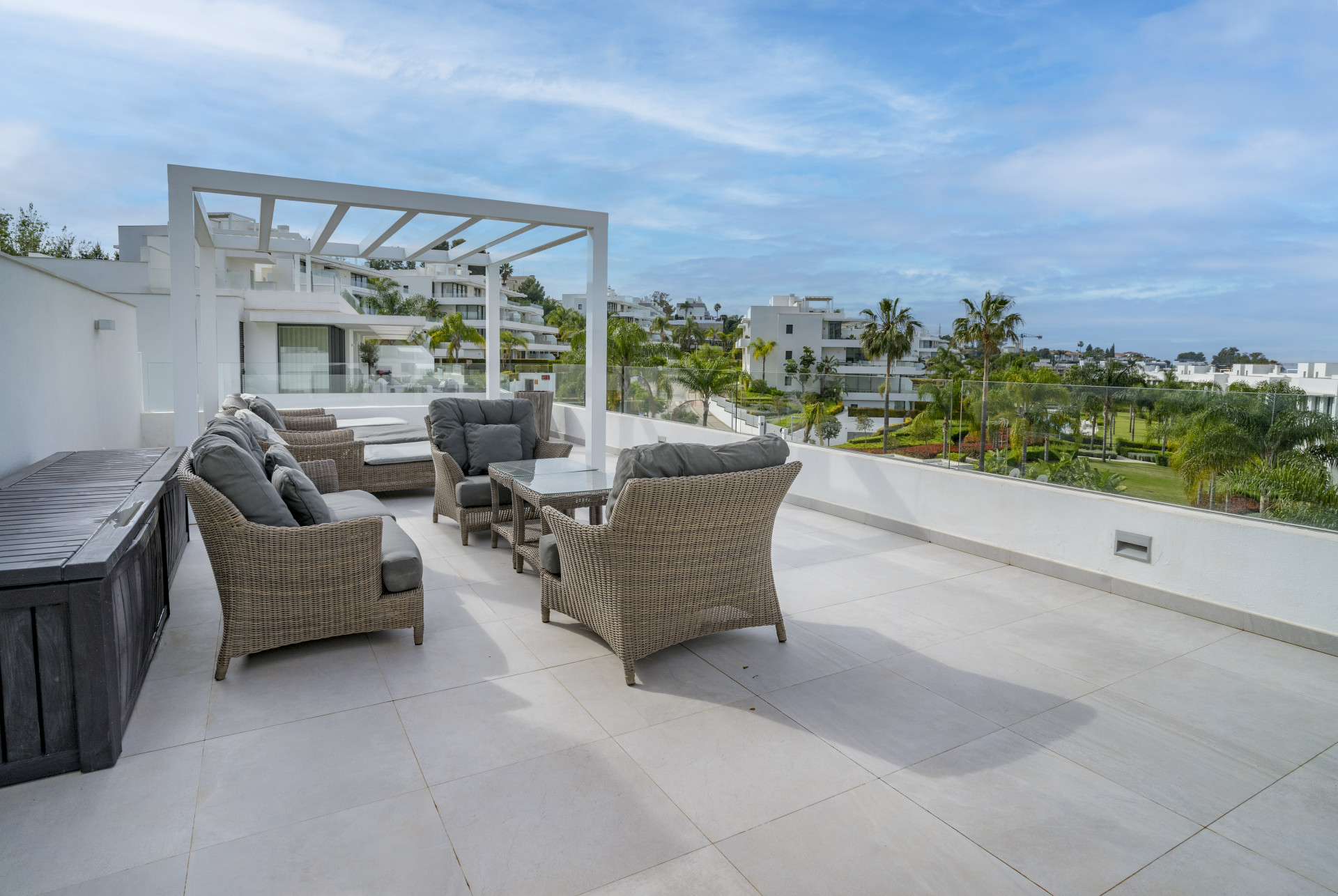 Luxury 3-Bedroom Duplex Penthouse for Sale in Cataleya, Atalaya Golf, Estepona · Photo 19