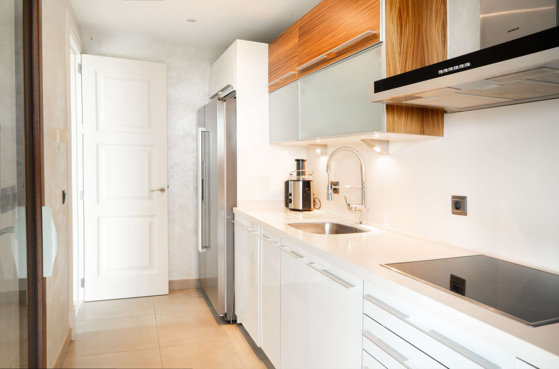 Exclusive Ground-Floor Apartment in Doncella Beach, Estepona · Photo 8